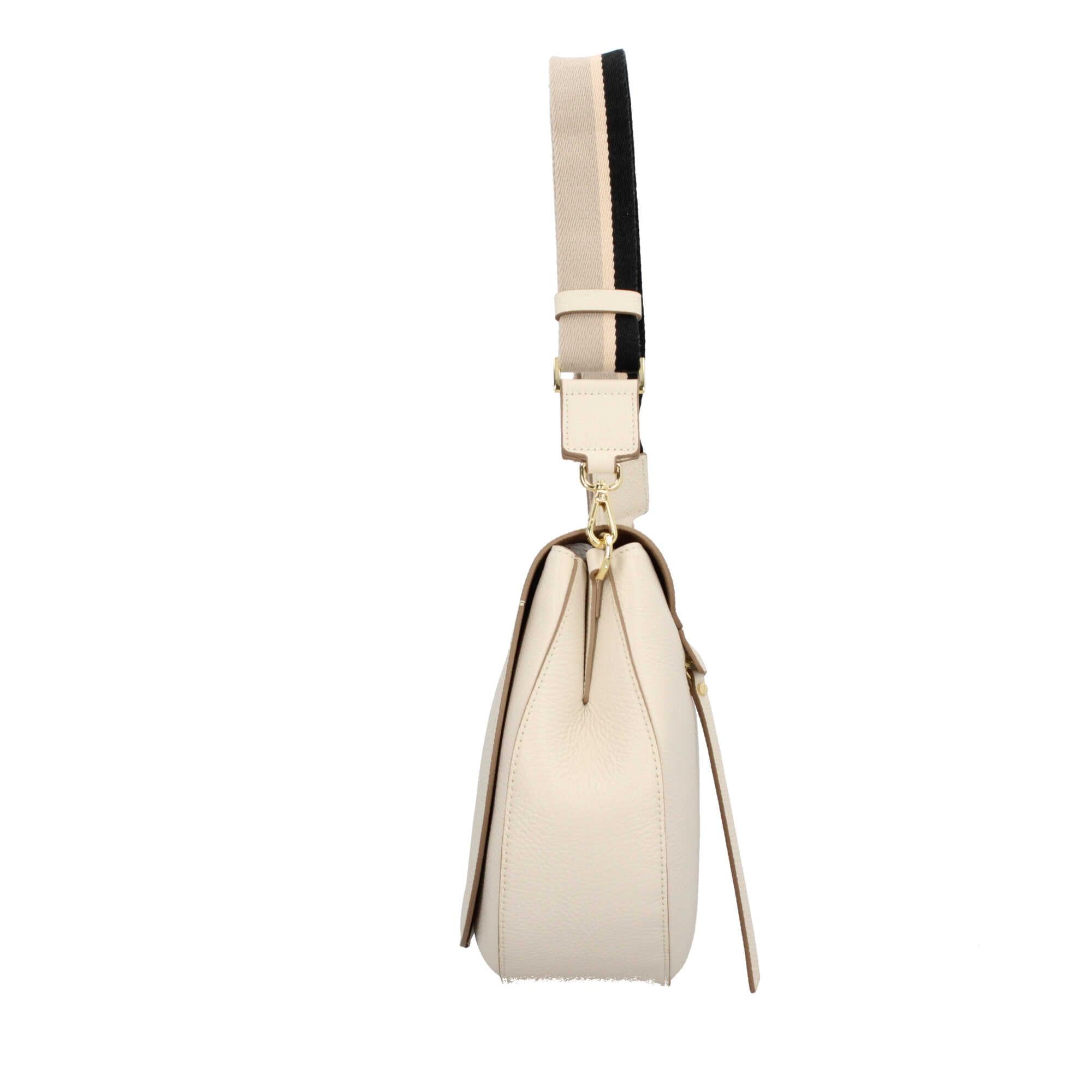 La Shoulder Bag di Gianni Chiarini chiusura con patta
