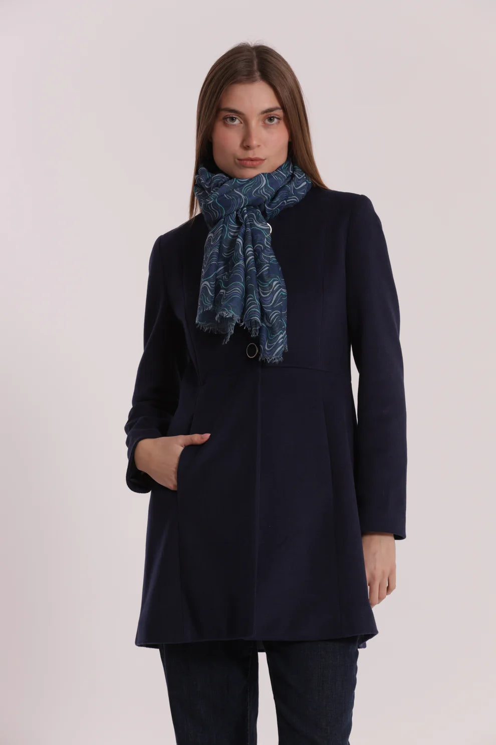 Sciarpa Mimi Mua con fantasia onde eleganti