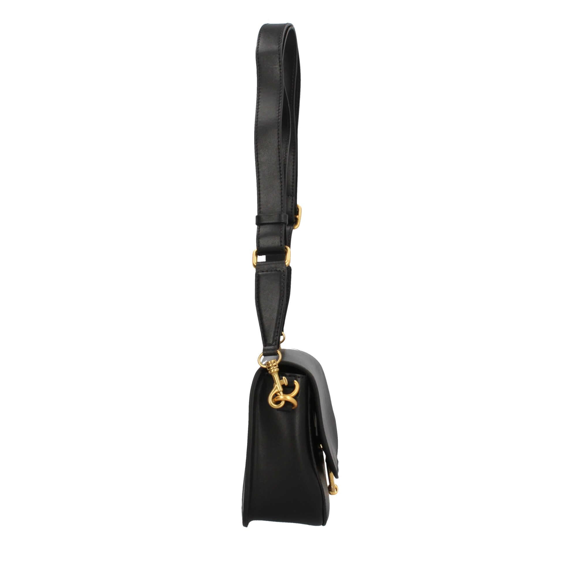 Gianni Chiarini Meg Borsa a Tracolla in Pelle Scamosciata con Charm in Metallo
