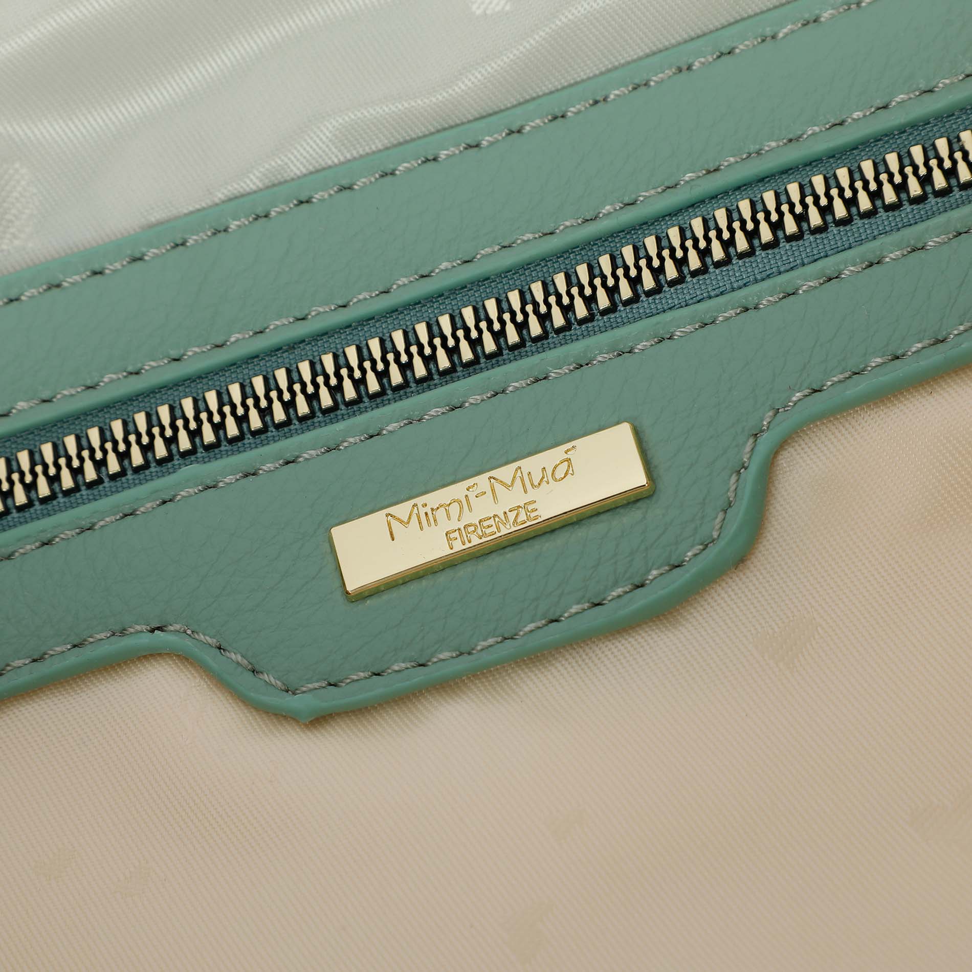 Mimi Mua borsa bauletto con catena decorativa
