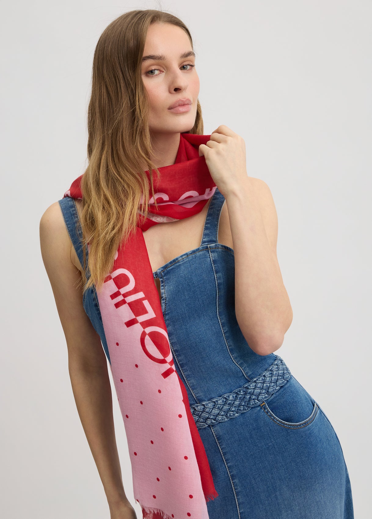 Foulard Donna Liu Jo con Fantasia Geometrica e Bordo Rifinito