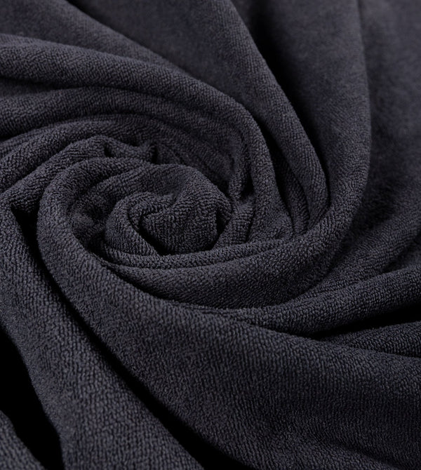 Foulard Anekke con Stampa Artistica e Dettagli Eleganti