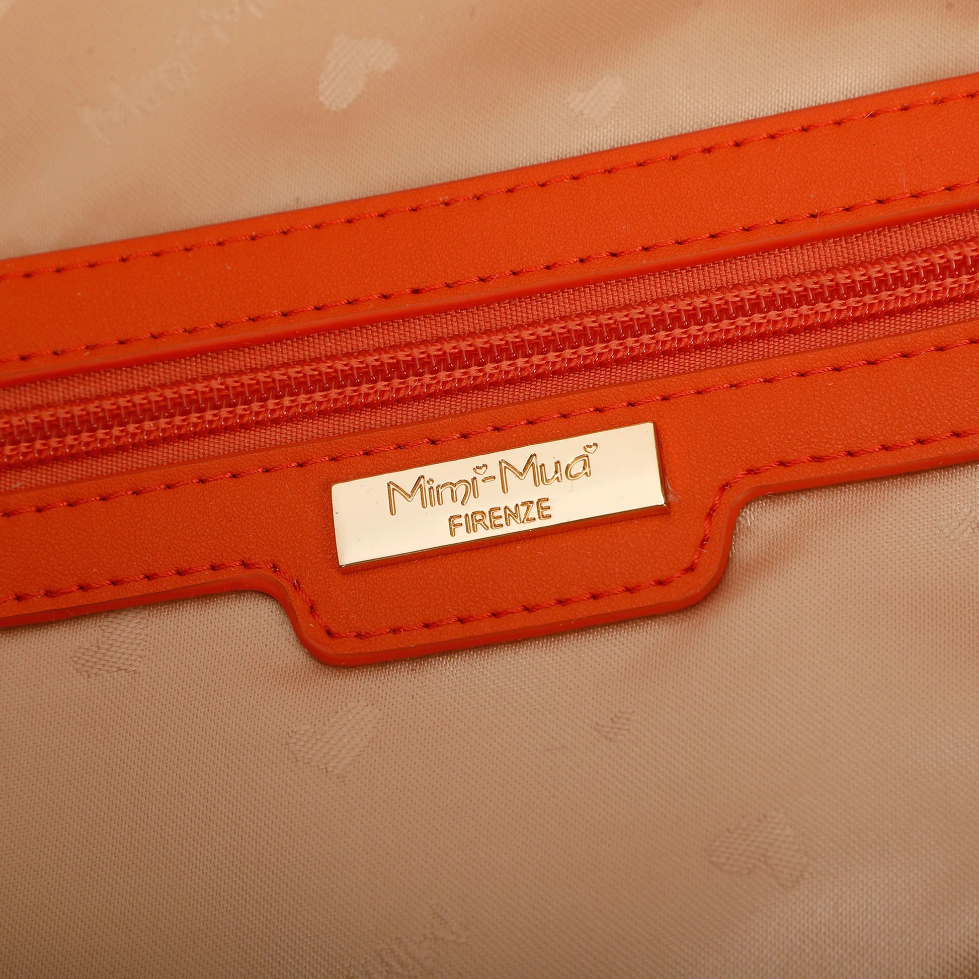 Mimi Mua zaino con cuore traforato