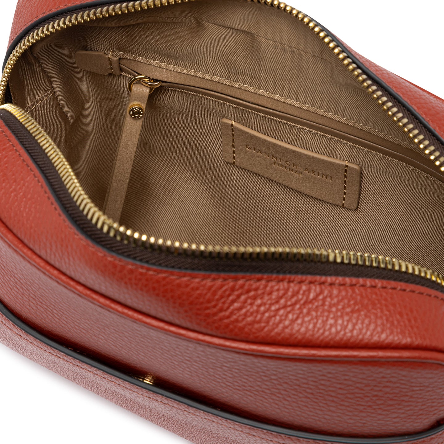 Gianni Chiarini Nina borsa a tracolla in pelle martellata con tasca frontale