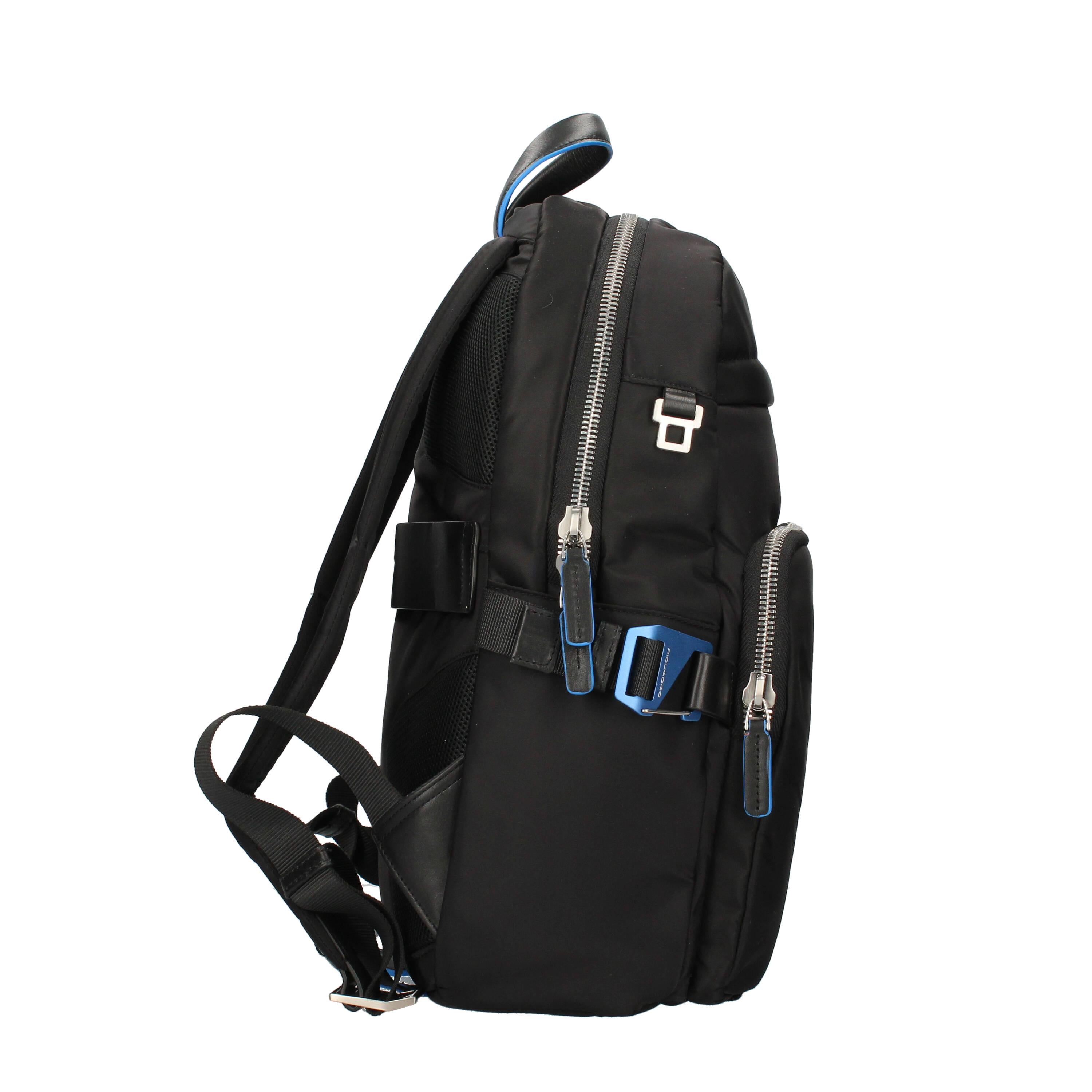Zaino professionale realizzato in tessuto riciclato