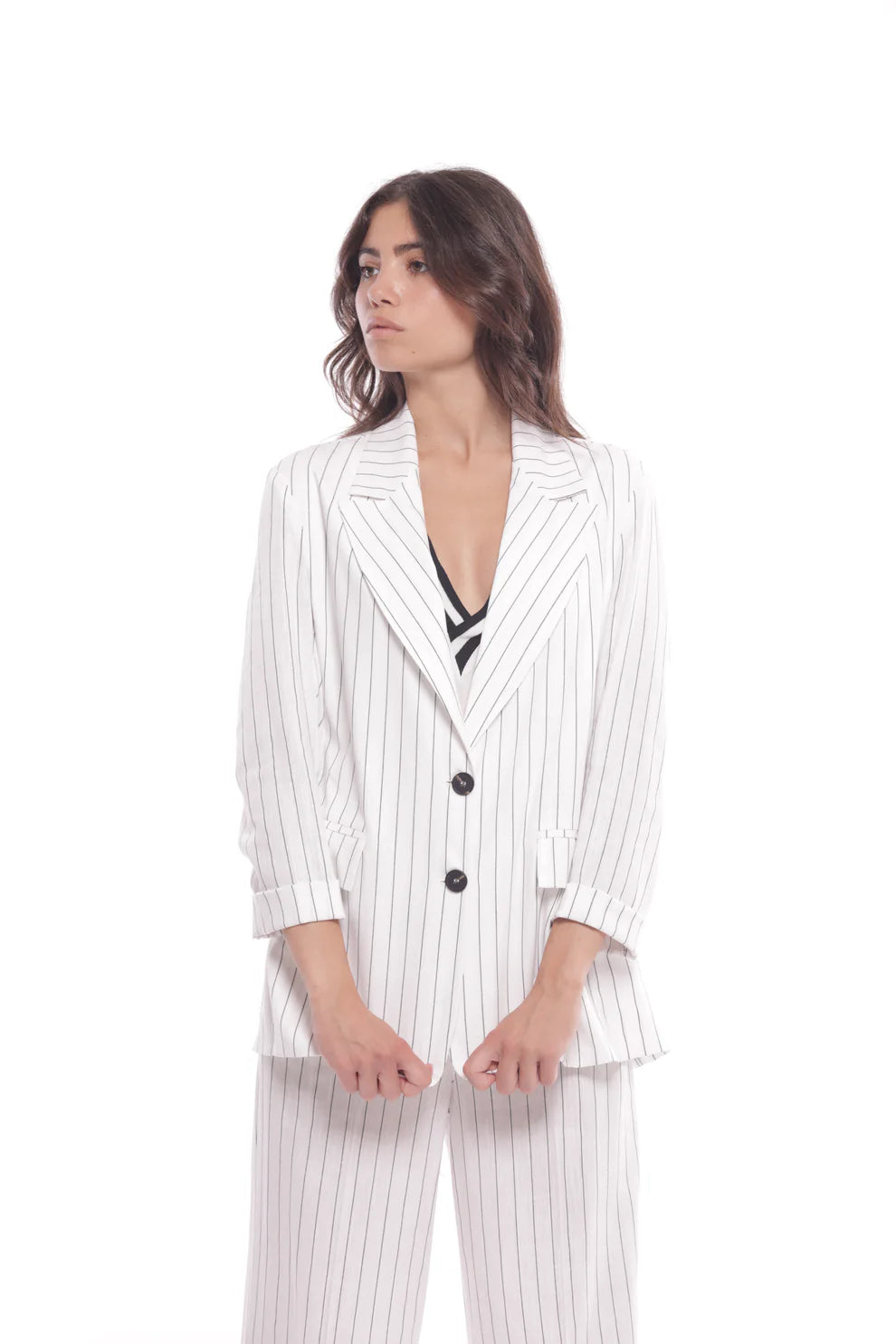 Blazer donna elegante a righe con revers e bottoni