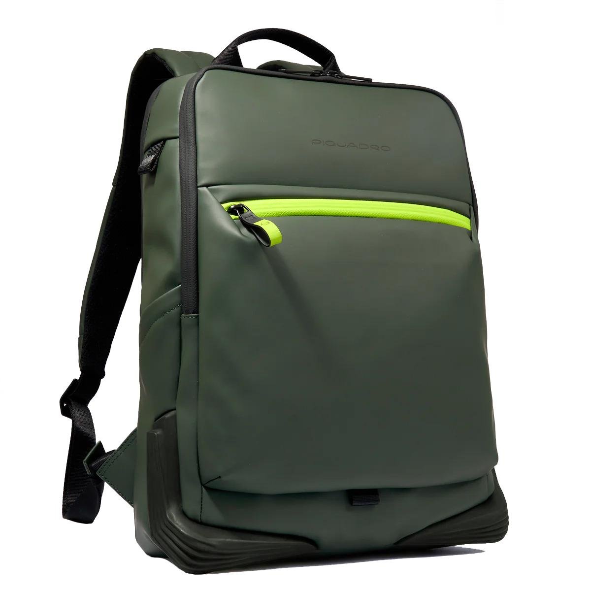 Zaino Piquadro con Scomparto Porta PC e Sistema Power Bank