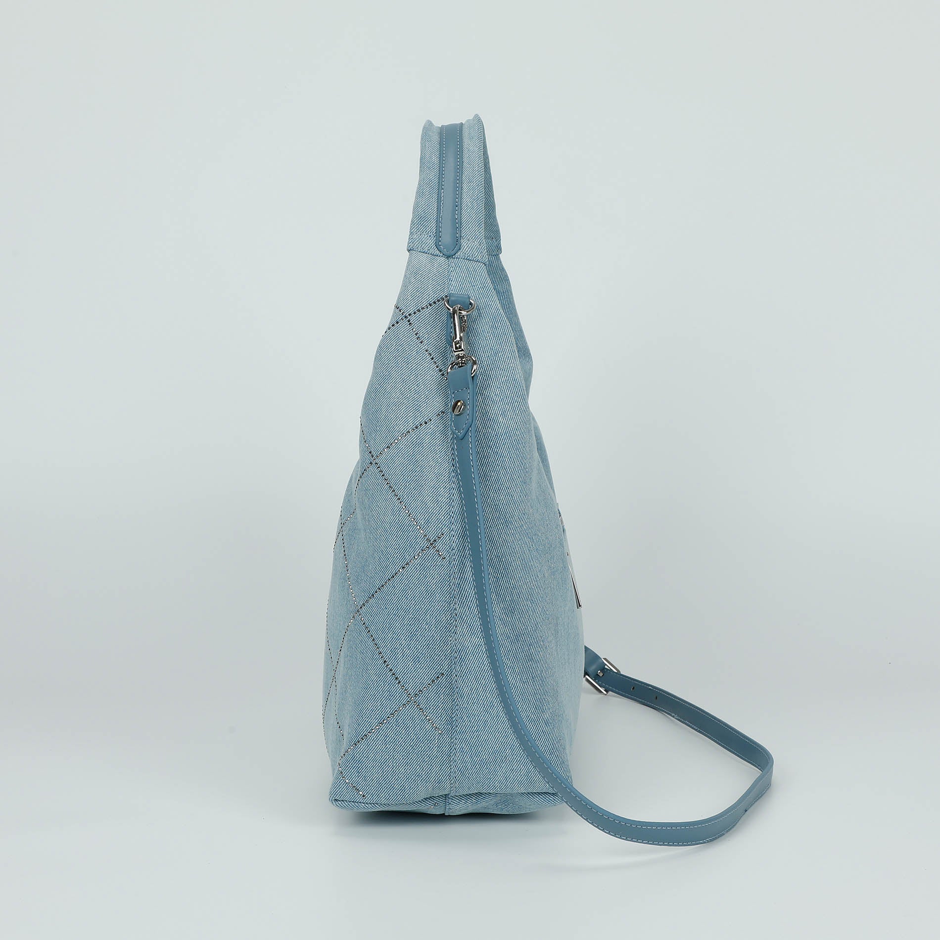 Mimi Mua borsa a sacca in jeans con strass