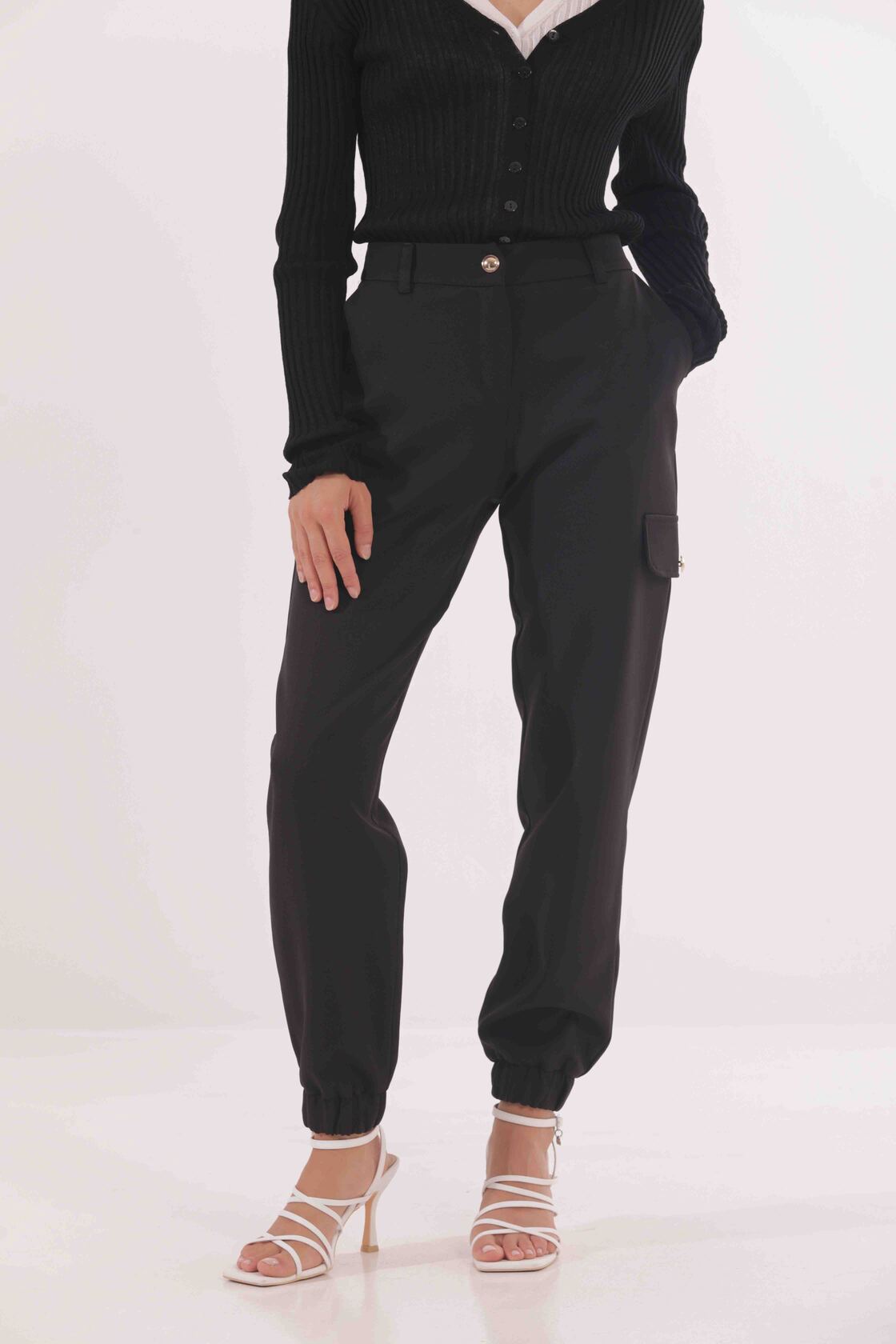 Pantalone Cargo Mimì Muà dal Design Avanguardista