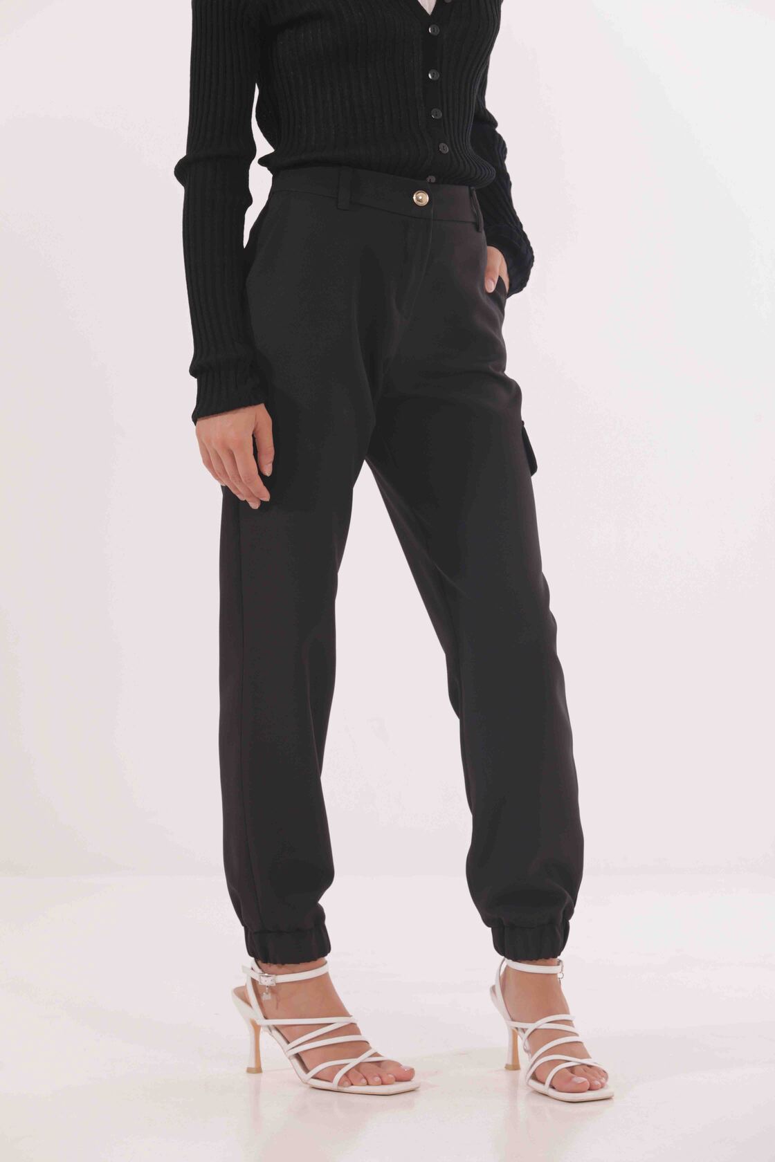 Pantalone Cargo Mimì Muà dal Design Avanguardista