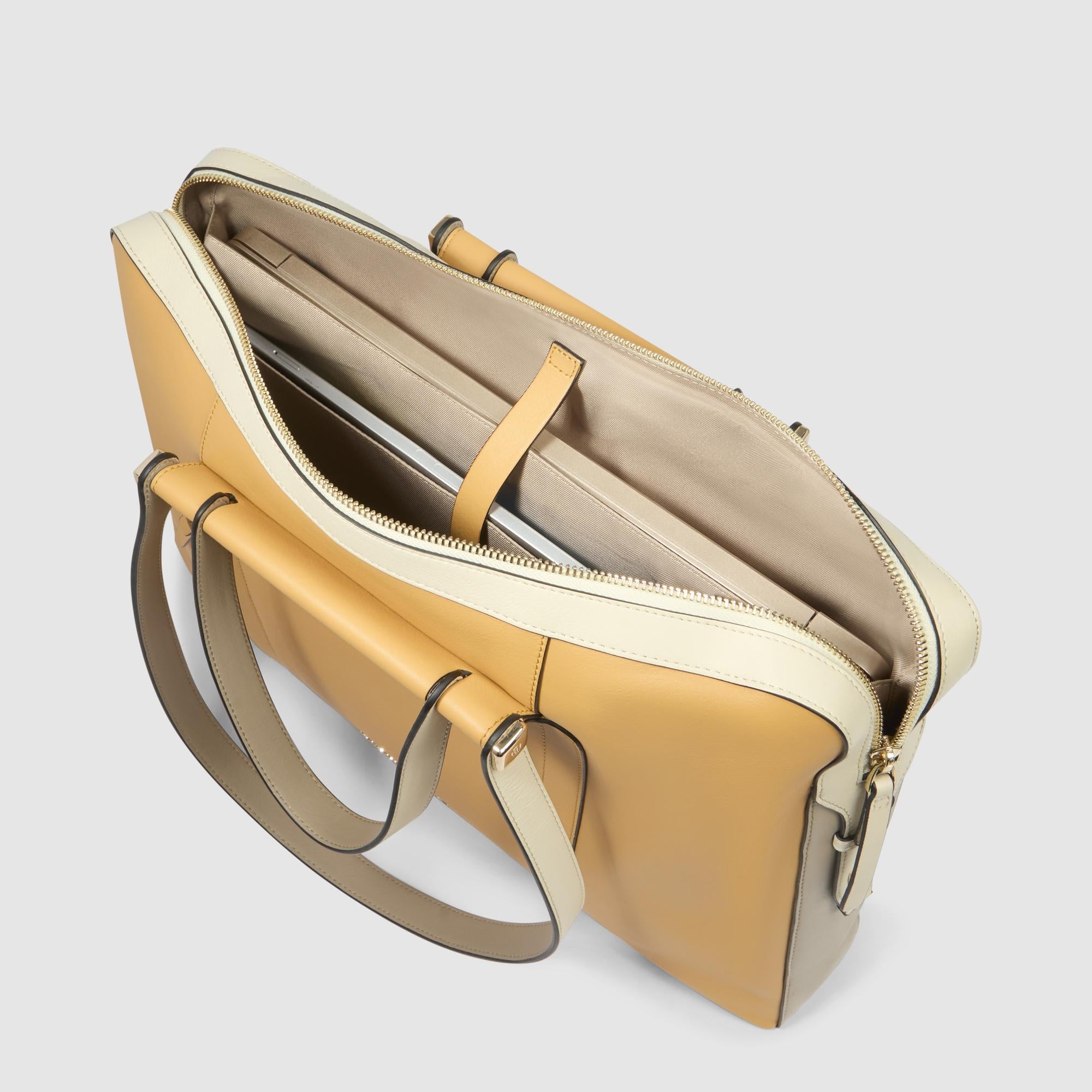 Cartella Piquadro 2 Manici porta Computer in Pelle