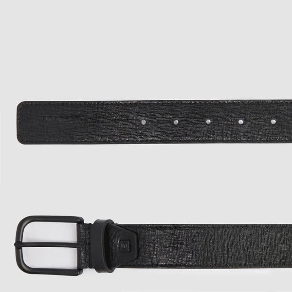 Cintura Piquadro uomo in pelle con fibbia opaca e dettaglio logo