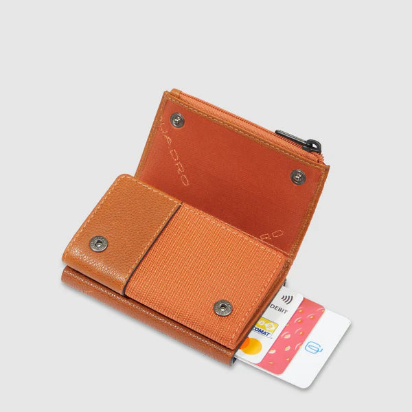 Portacarte Piquadro in pelle con zip e chiusura a pressione