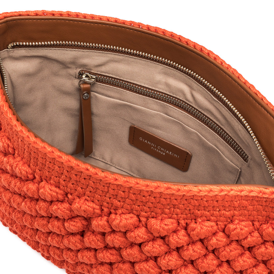 Pouch Gianni Chiarini Bella in tessuto lavorato con tracolla regolabile