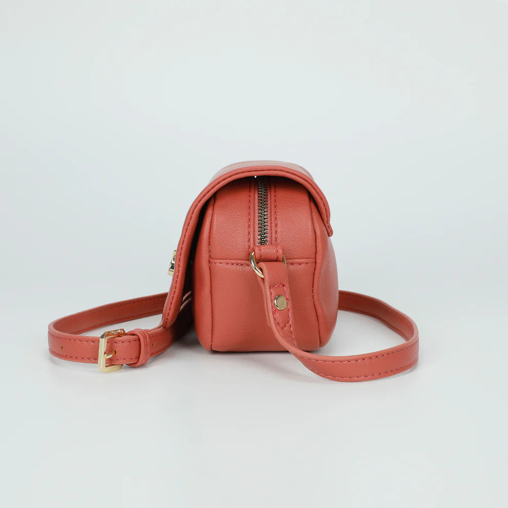 Borsa MIMI MUA a tracolla con chiusura a cuore