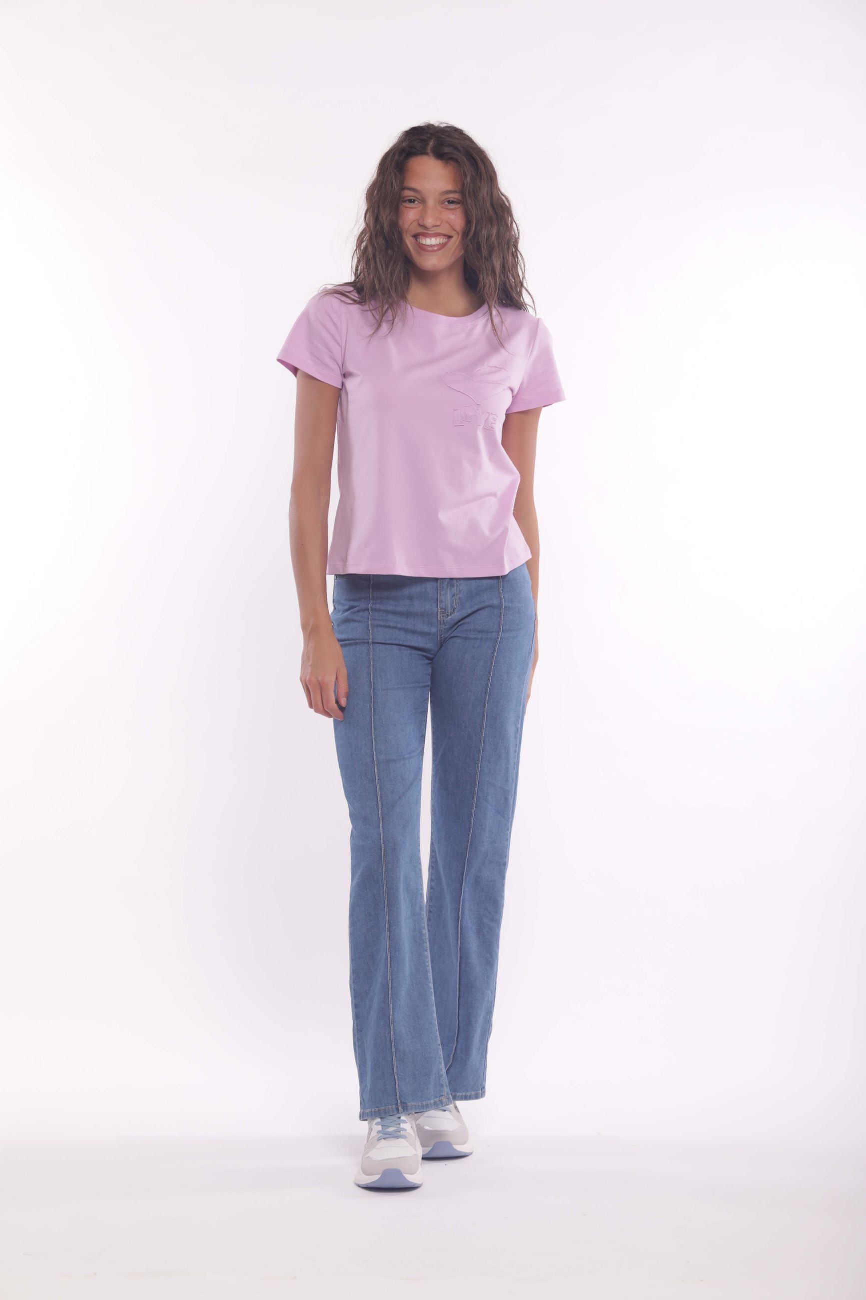 Minimua T-shirt Love con Ricamo in Rilievo