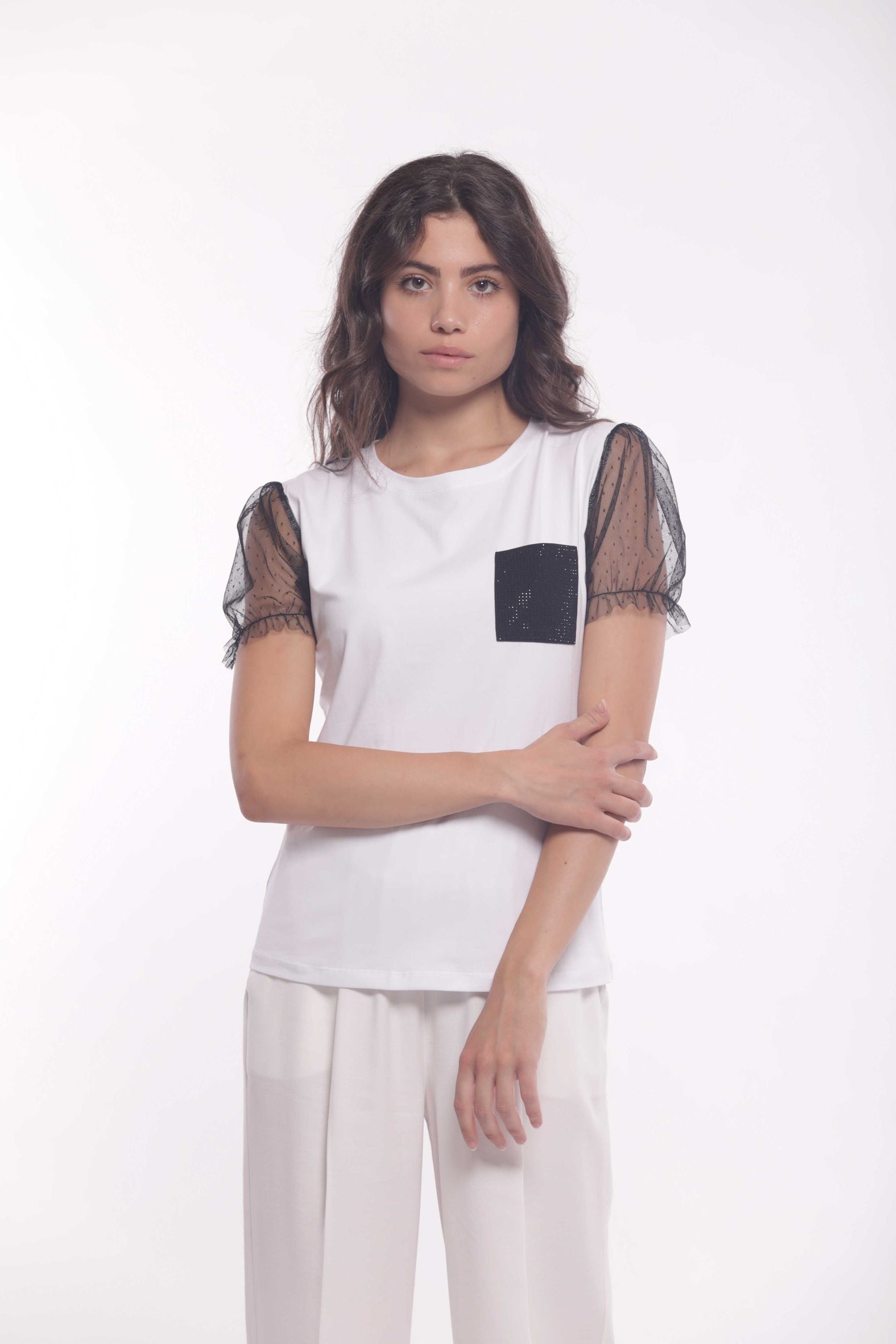 Minimua T-shirt con Taschino Strass e Maniche in Tulle Bianco S | Giò Fashion