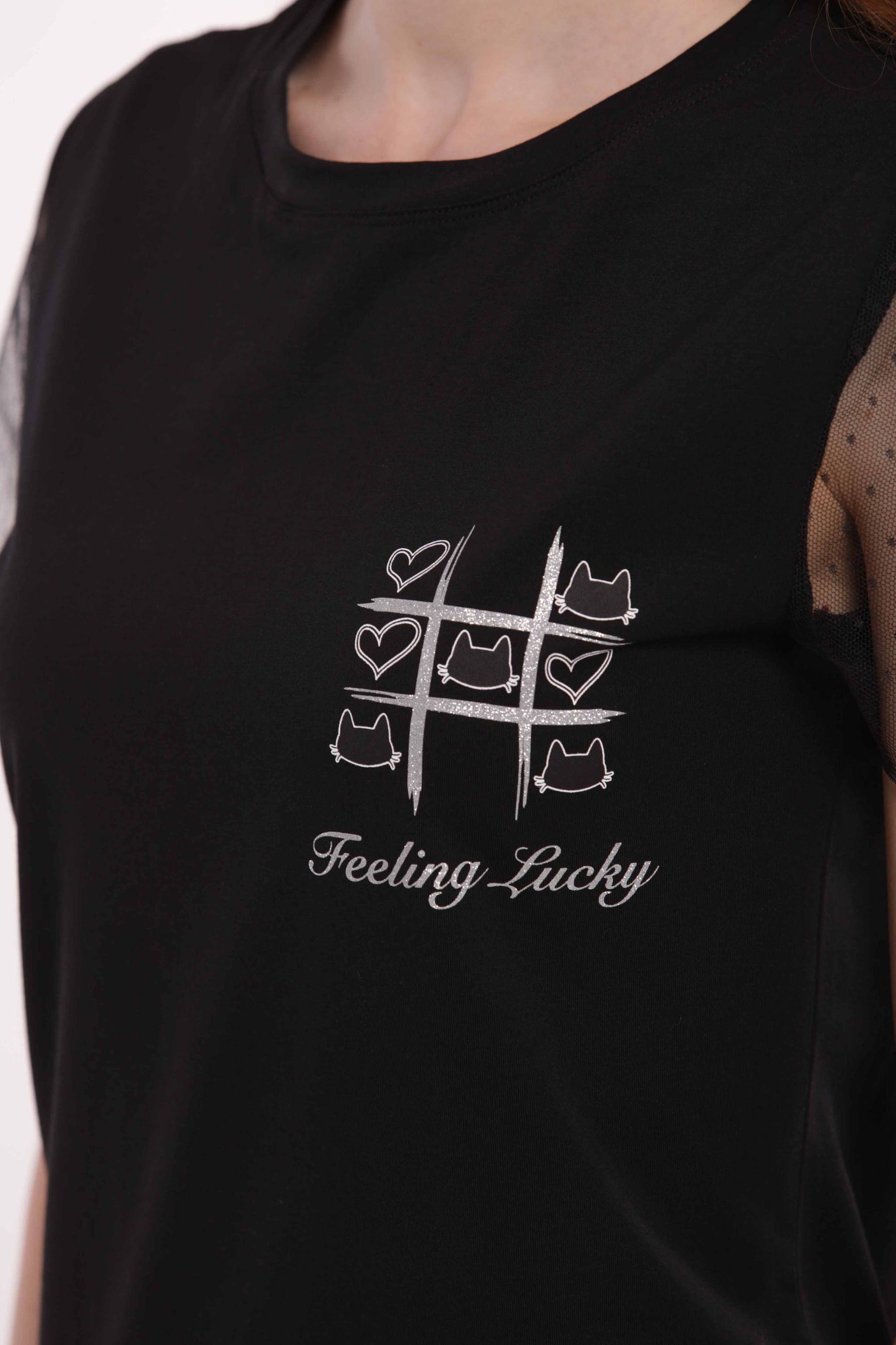 Minimua T-shirt Feeling Lucky con Maniche in Tulle