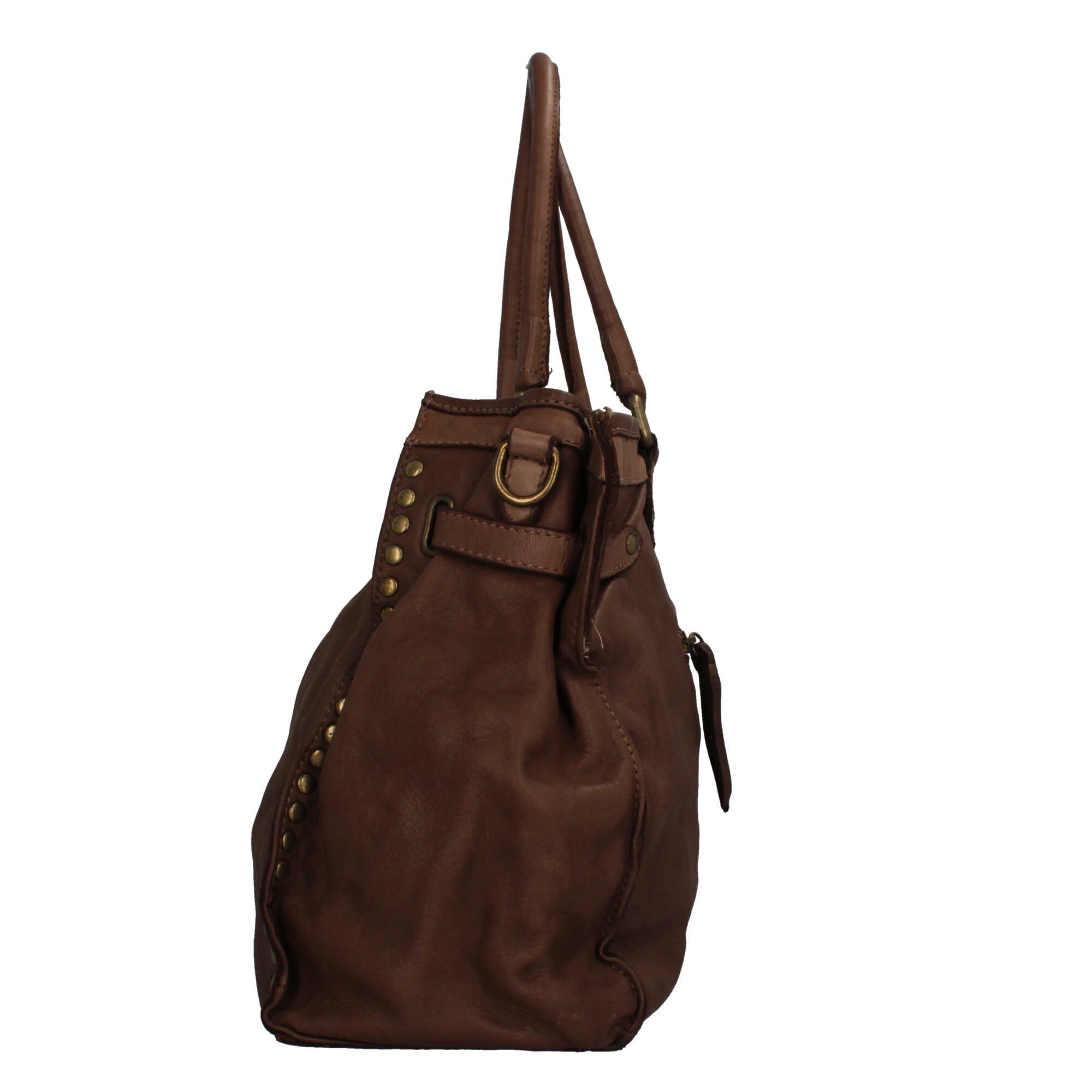 Borsa Made in Italy in pelle morbida con borchie decorative