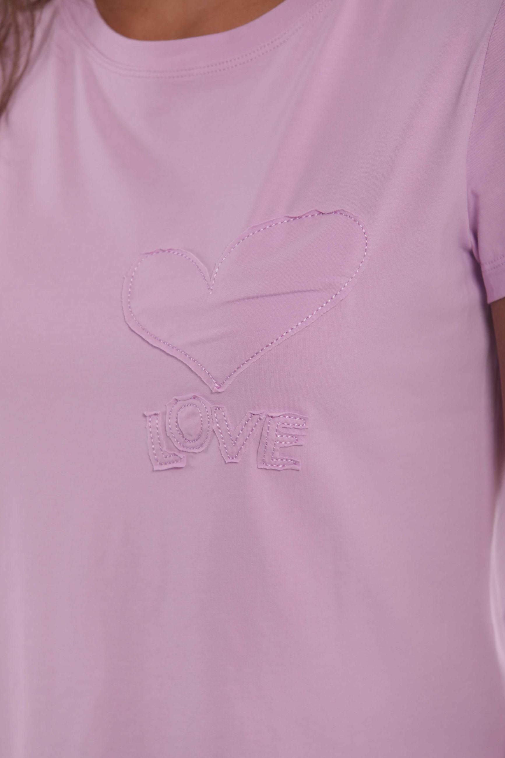 Minimua T-shirt Love con Ricamo in Rilievo