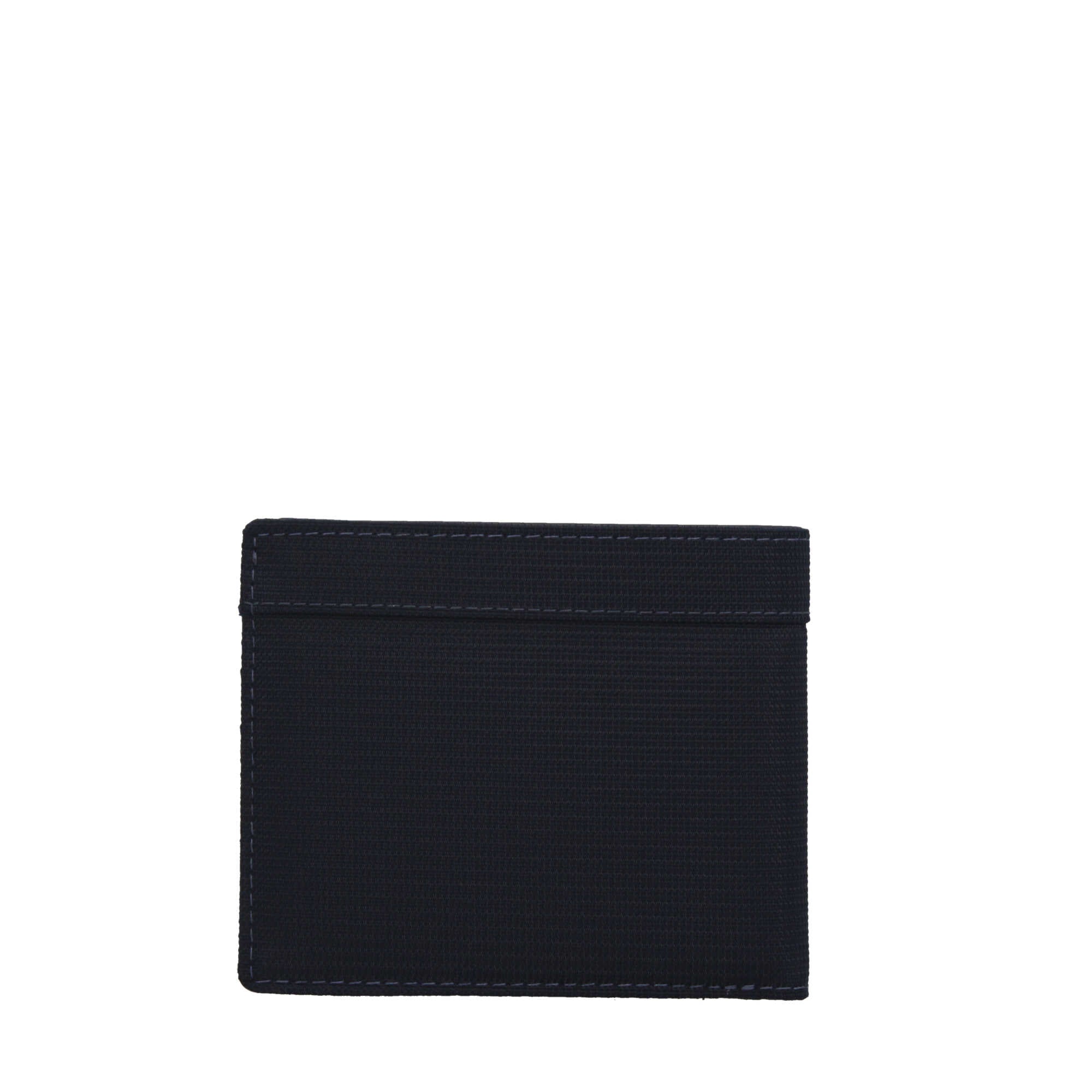 Portafoglio Piquadro in pelle con scomparti organizzati e design elegante