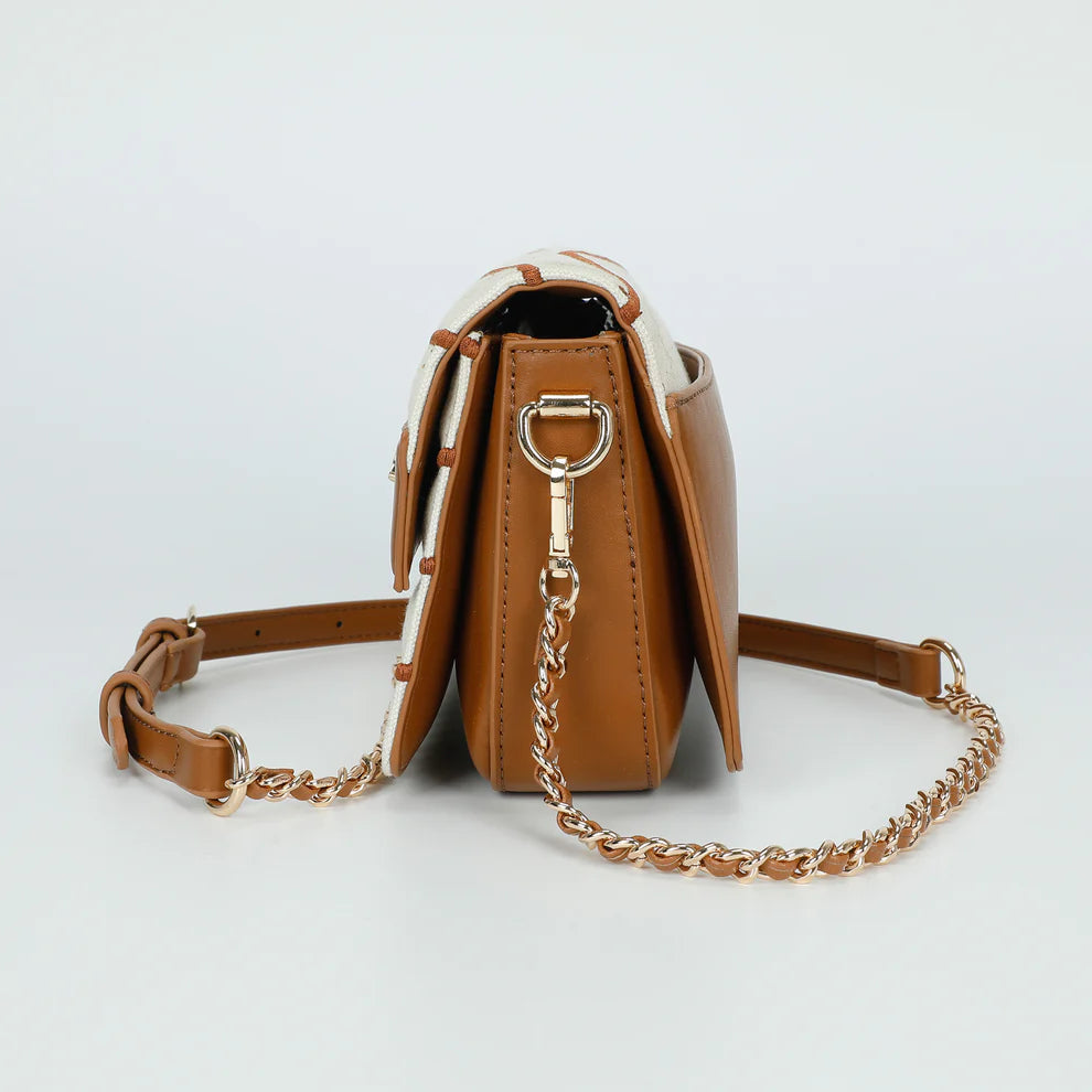 Borsa MIMI MUA a tracolla con catena e motivo geometrico