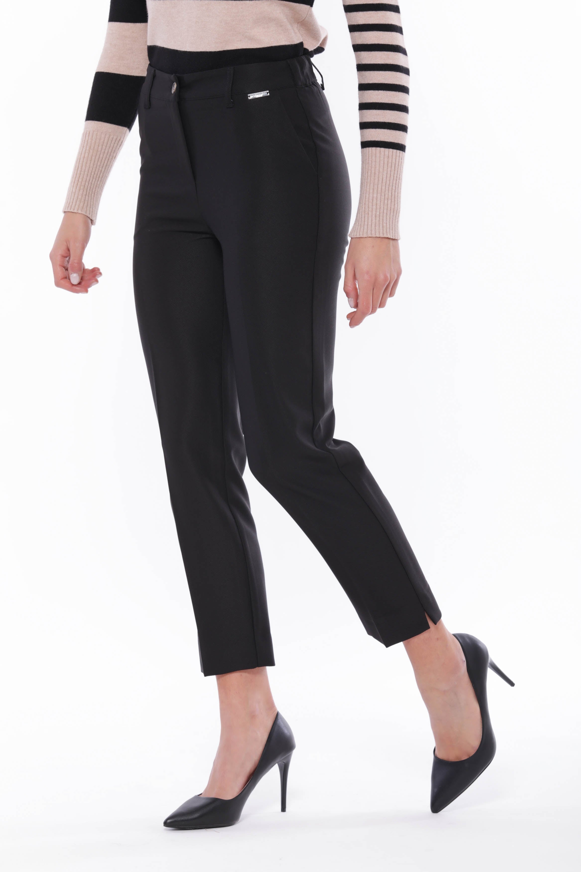 Pantalone sigaretta Mimi Mua in tessuto tecnico con elastico