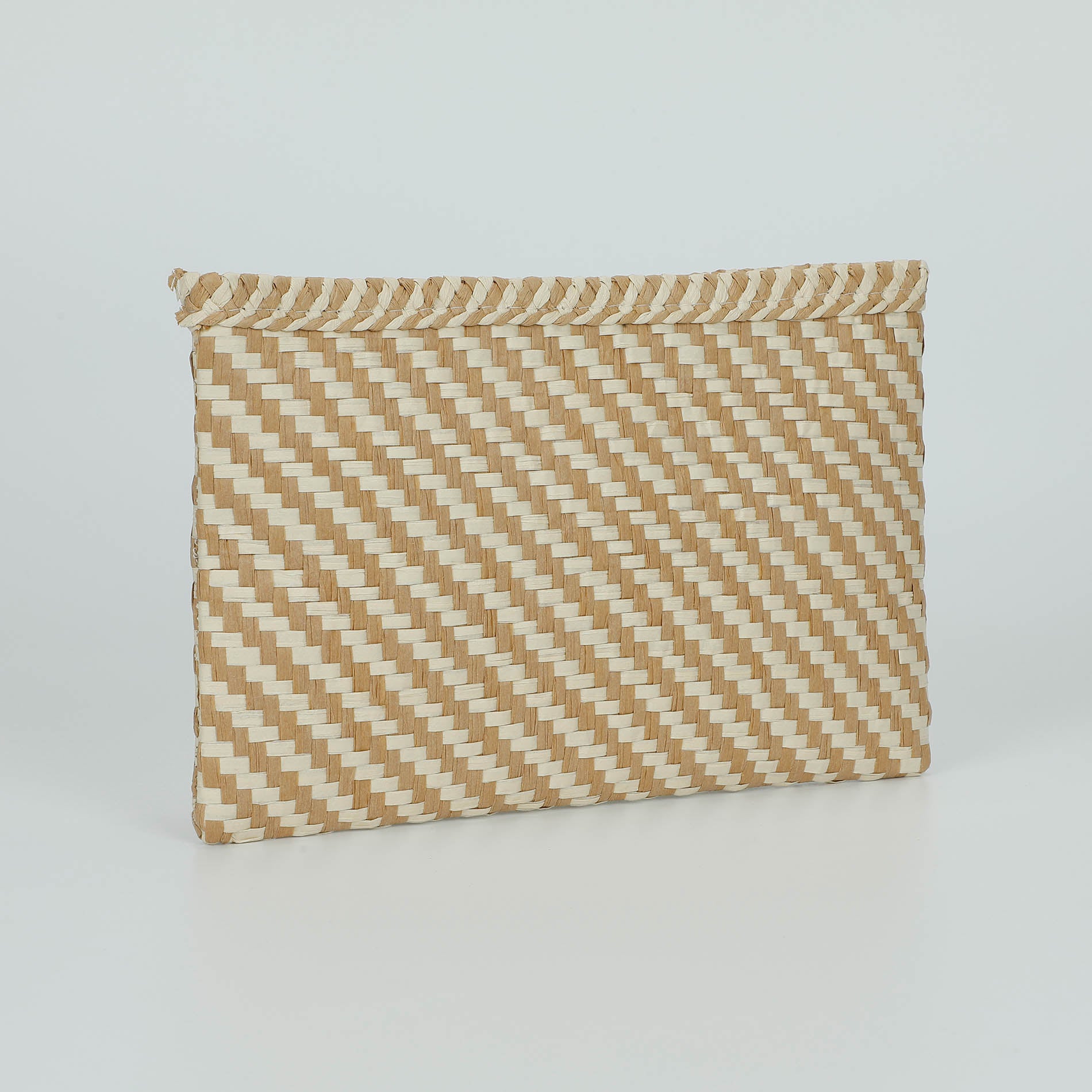 Mimi Mua pochette in paglia intrecciata