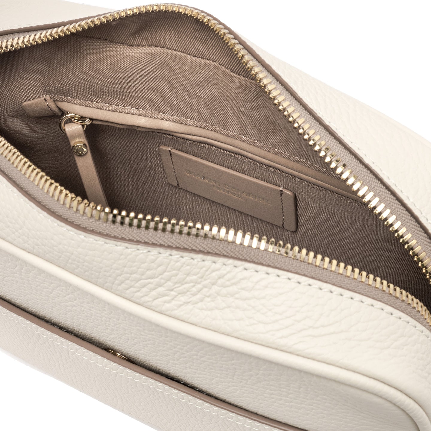 Gianni Chiarini Nina borsa a tracolla in pelle martellata con tasca frontale