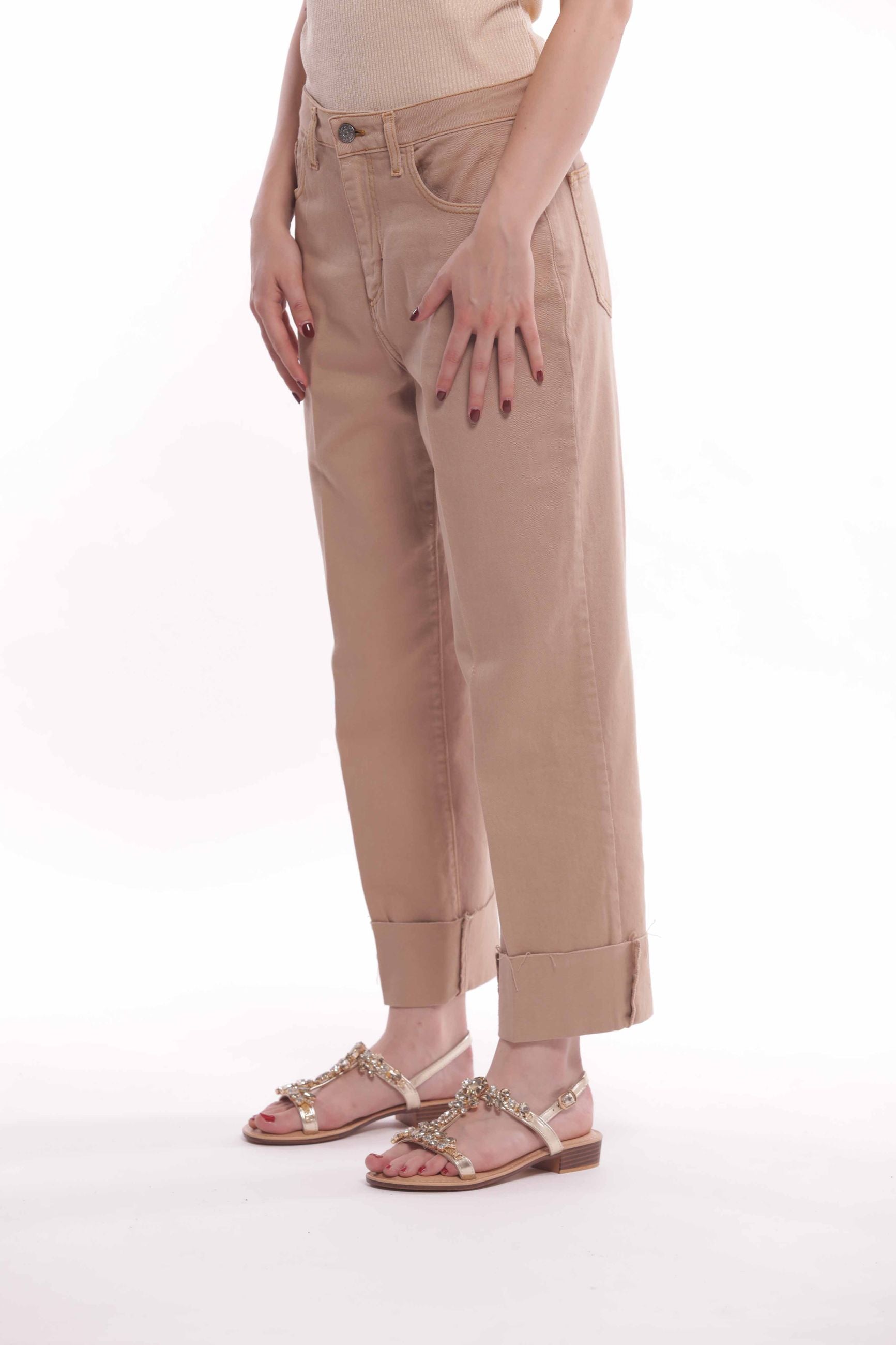 Mimi Mua pantalone cropped con risvolto in bull