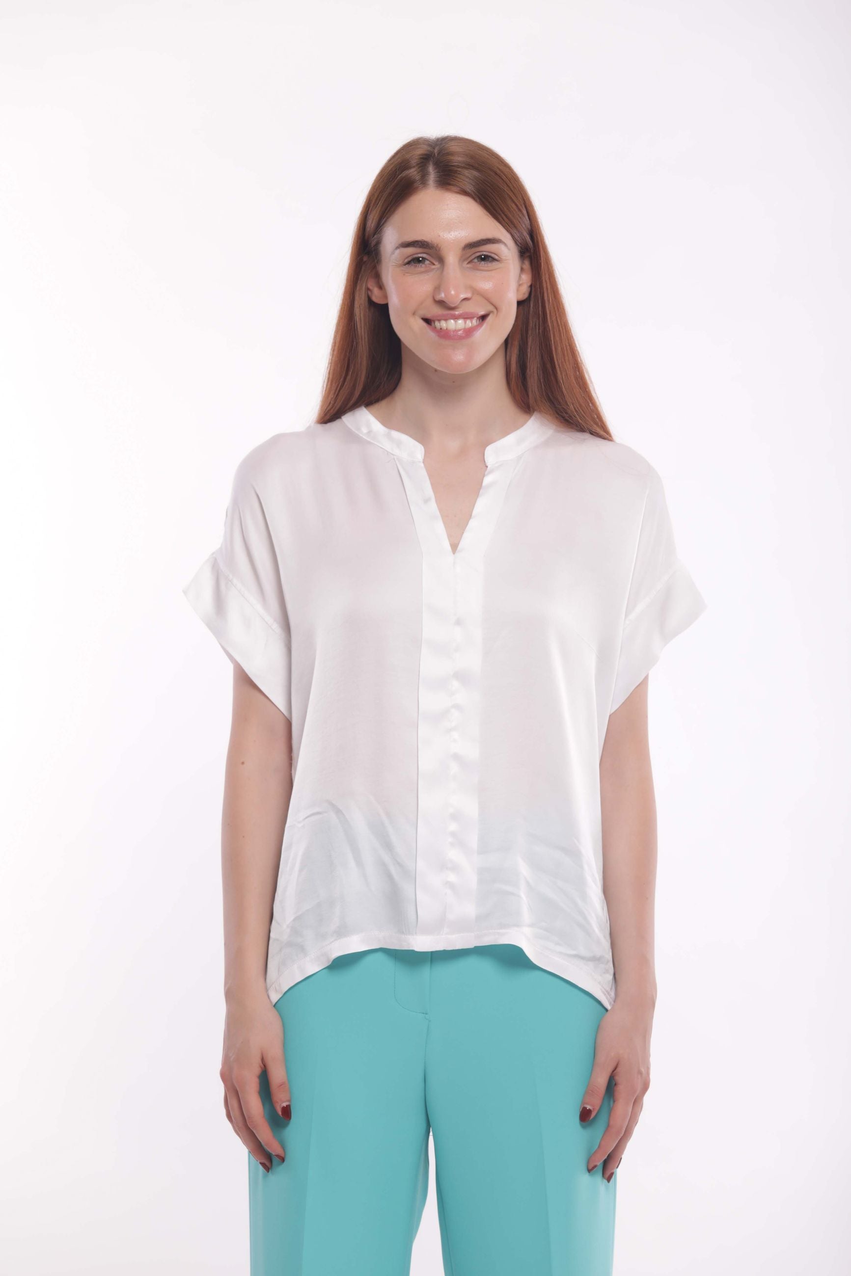 Minimua Blusa in Raso di Viscosa Morbida e Leggera Bianco S | Giò Fashion