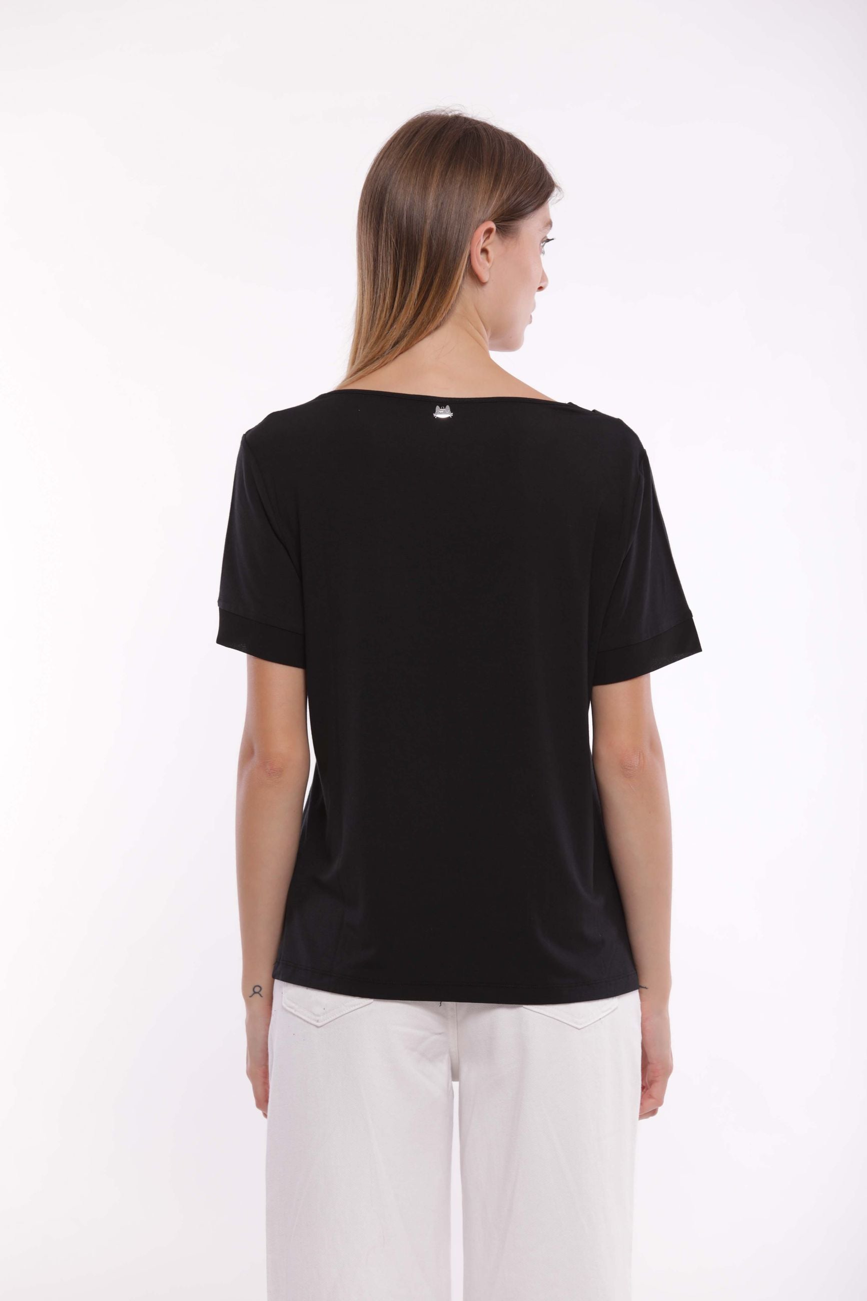 T-shirt Mimi Mua scollo a V con dettagli in georgette