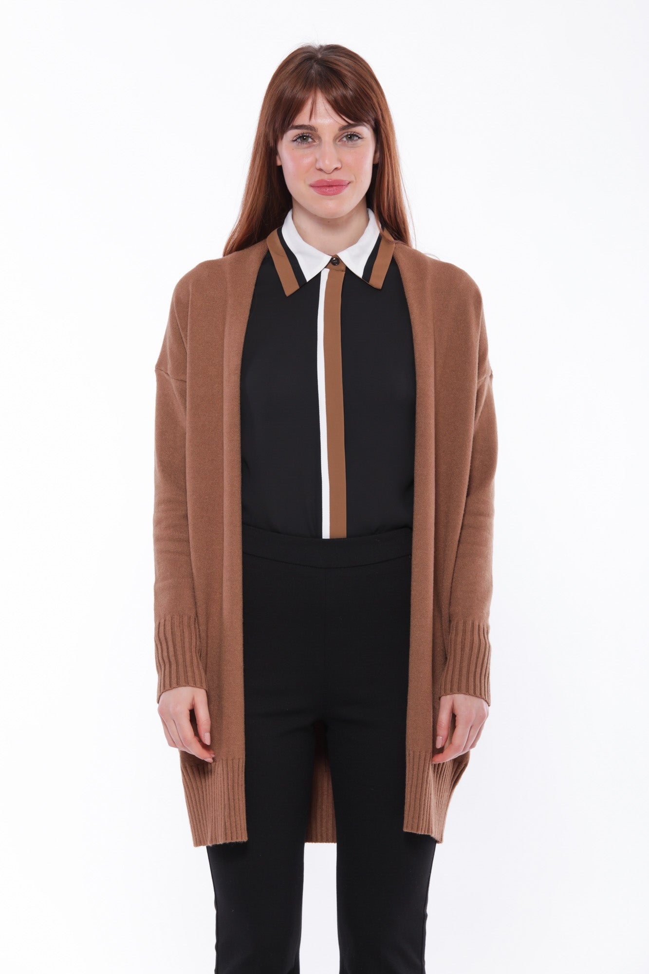 Cardigan lungo Mimi Mua dal design minimal