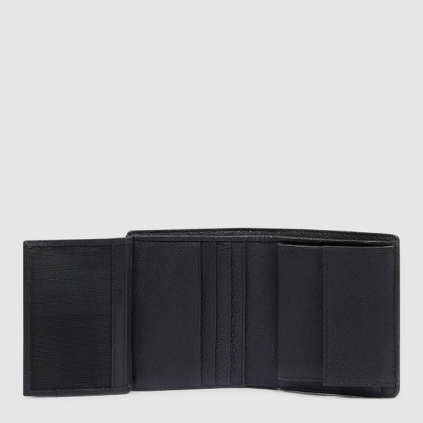 Portafoglio Piquadro in pelle con portamonete e scomparti multipli