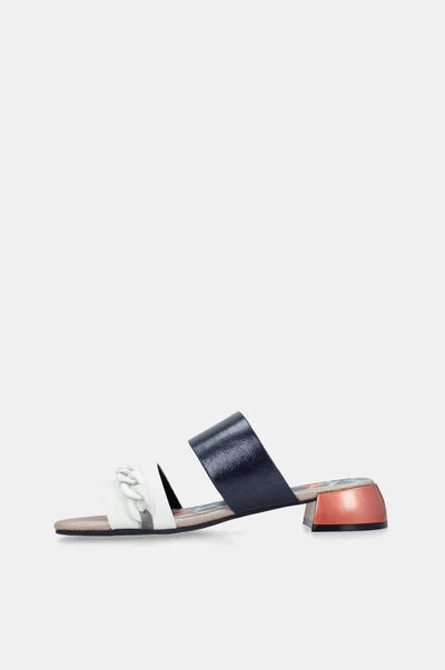 Ciabatte donna Anekke con doppia fascia e catena decorativa BLU 39 | Giò Fashion
