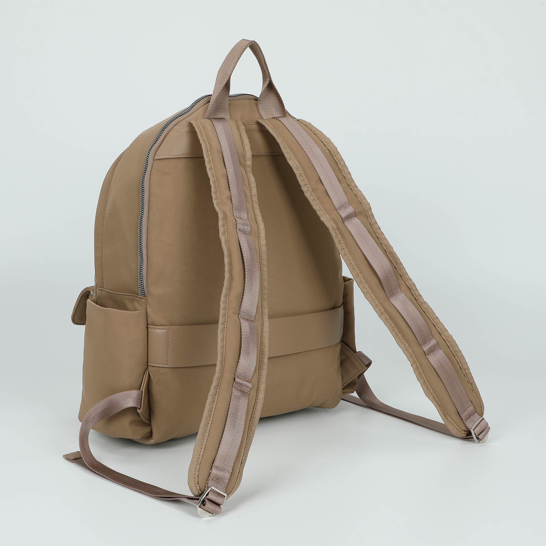 Mimi Mua zaino grande in nylon con tasche