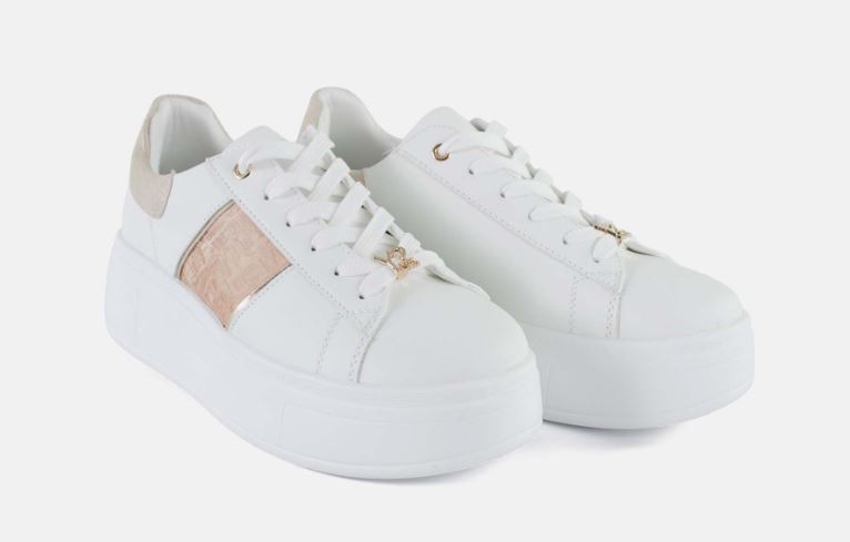 Y Not sneakers donna platform con dettagli posteriori in contrasto stile casual chic