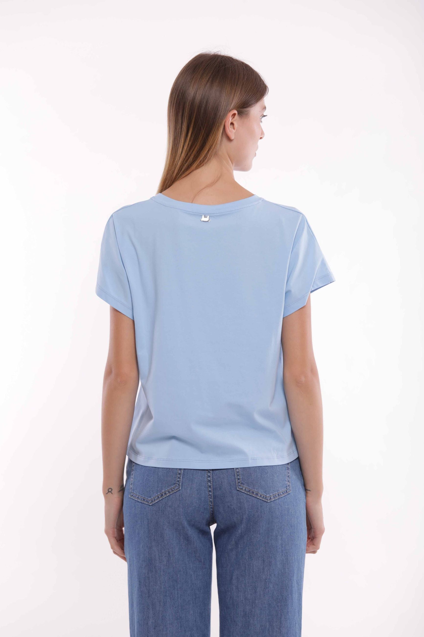 Minimua T-shirt Asimmetrica con Borchie Laterali