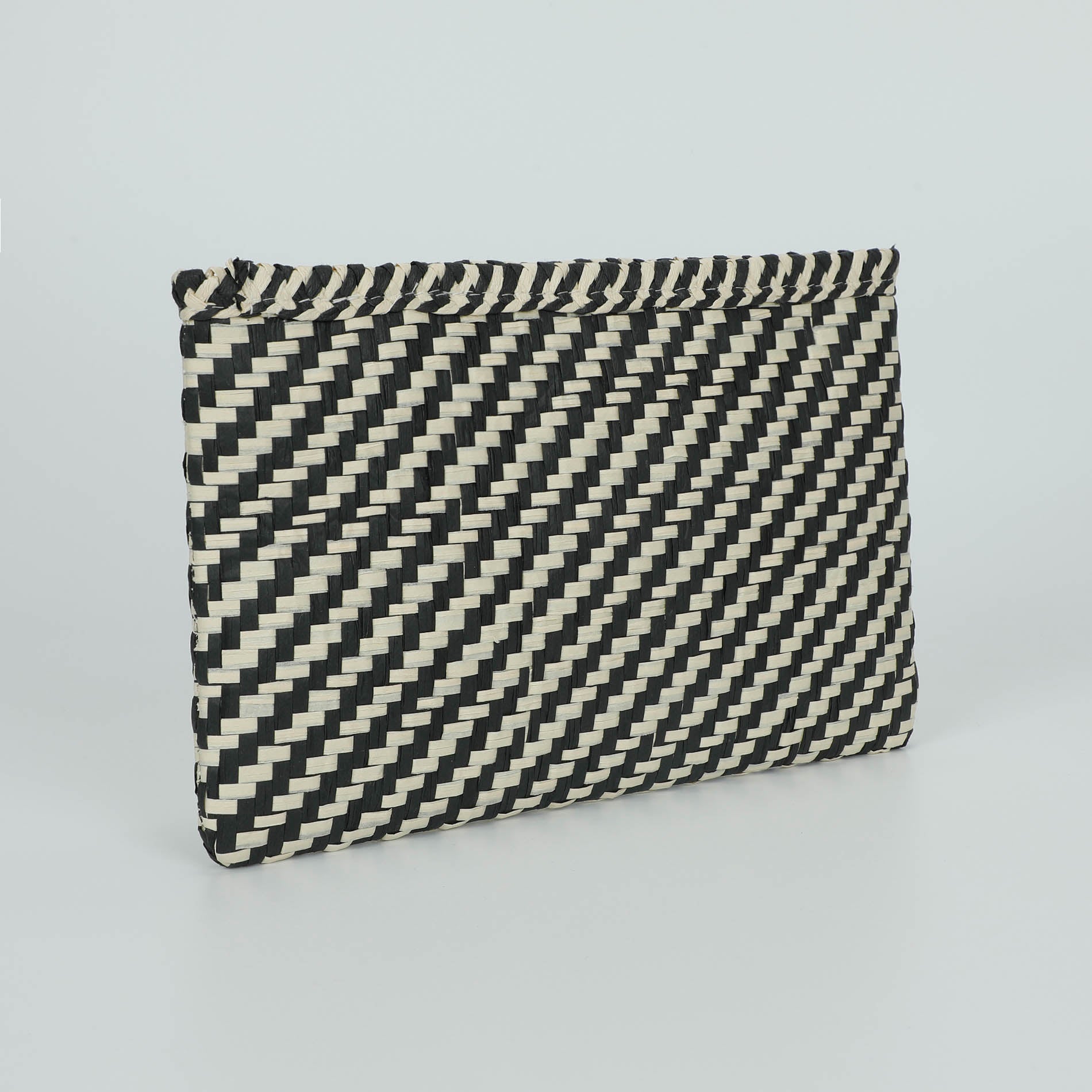 Mimi Mua pochette in paglia intrecciata