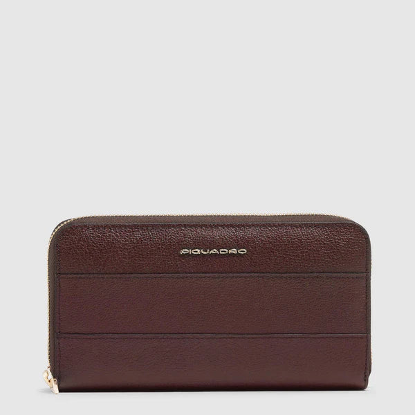 Portafoglio Piquadro in pelle con chiusura zip e scomparti interni