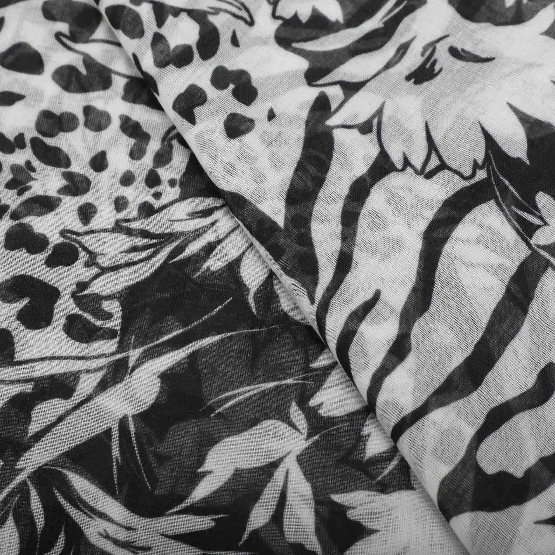 Mimi Mua foulard fantasia Flower Skin 180x80 cm Nero TU | Giò Fashion
