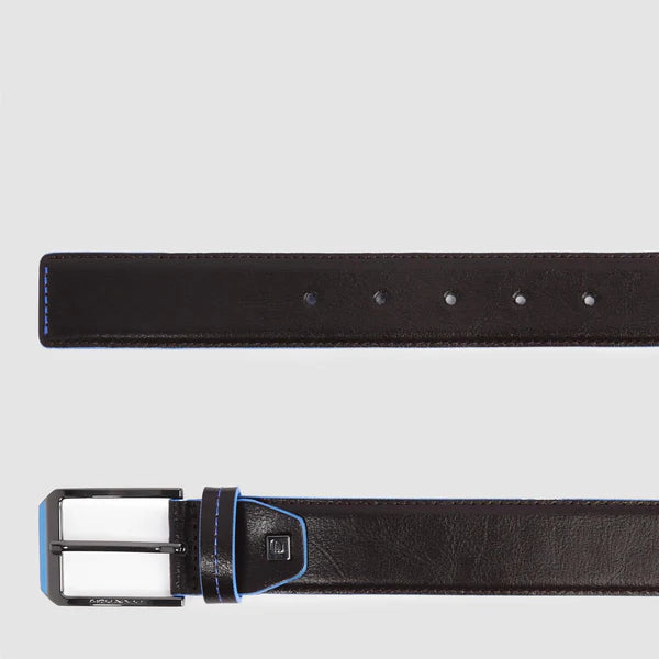 Cintura Piquadro in pelle con fibbia classica e cuciture a contrasto