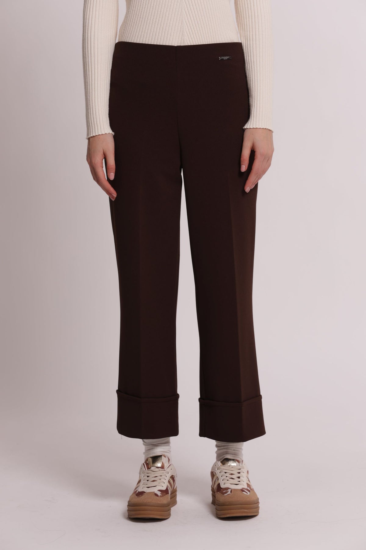 Pantalone Donna Mimi Mua in Scuba Crepe con Risvolto