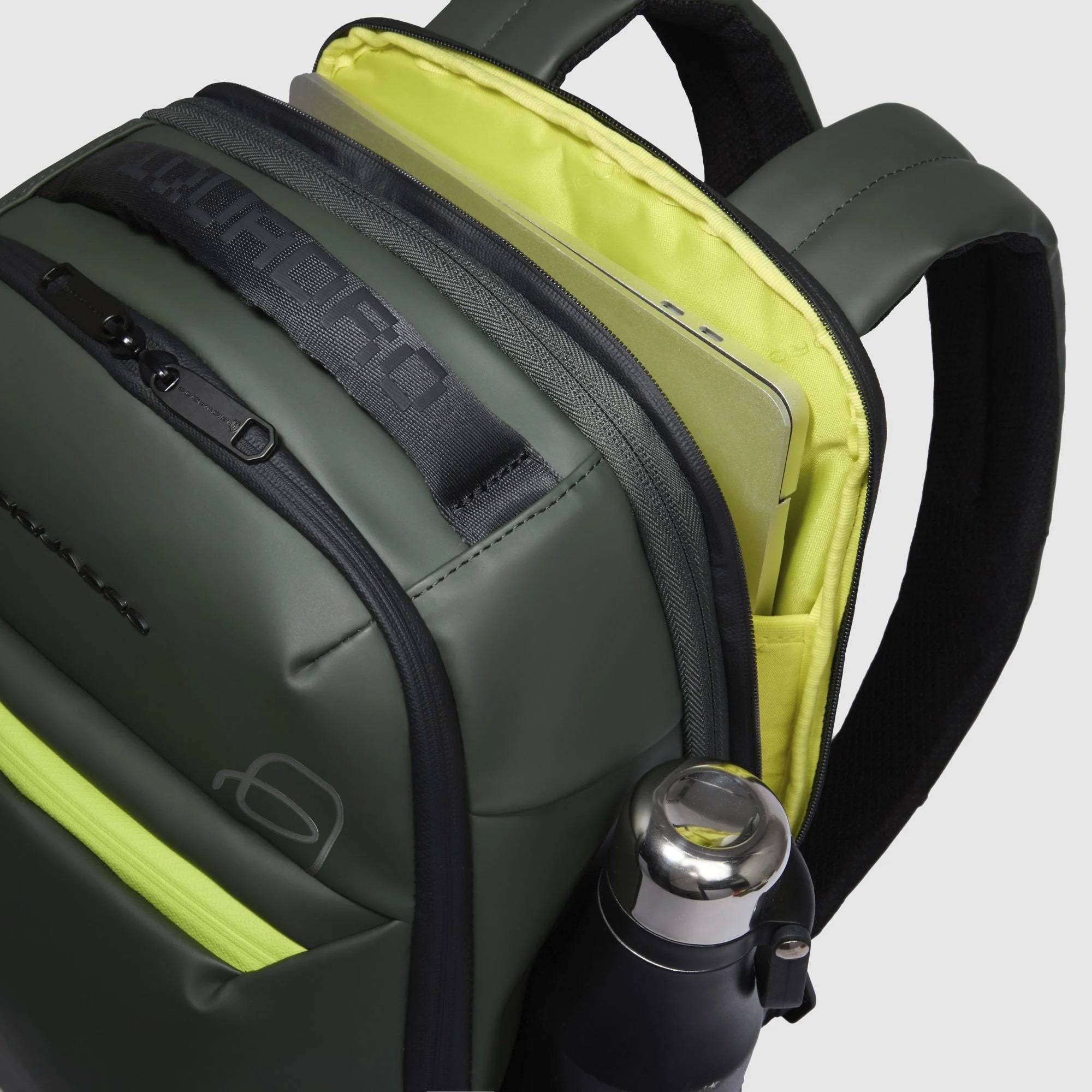 Zaino Piquadro porta PC 14 pollici in tessuto con sistema di espansione