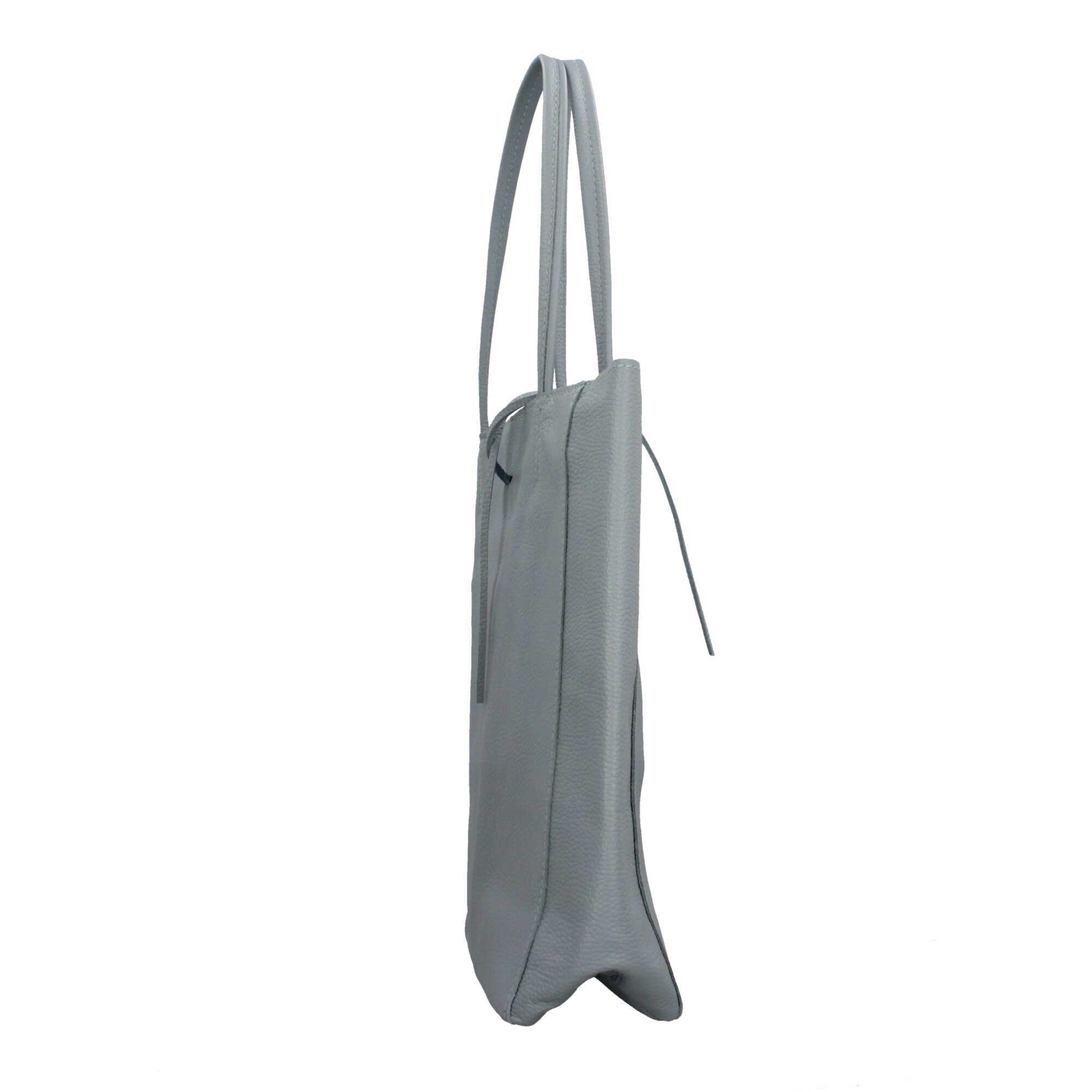 Shopper in pelle martellata Made in Italy dal design essenziale