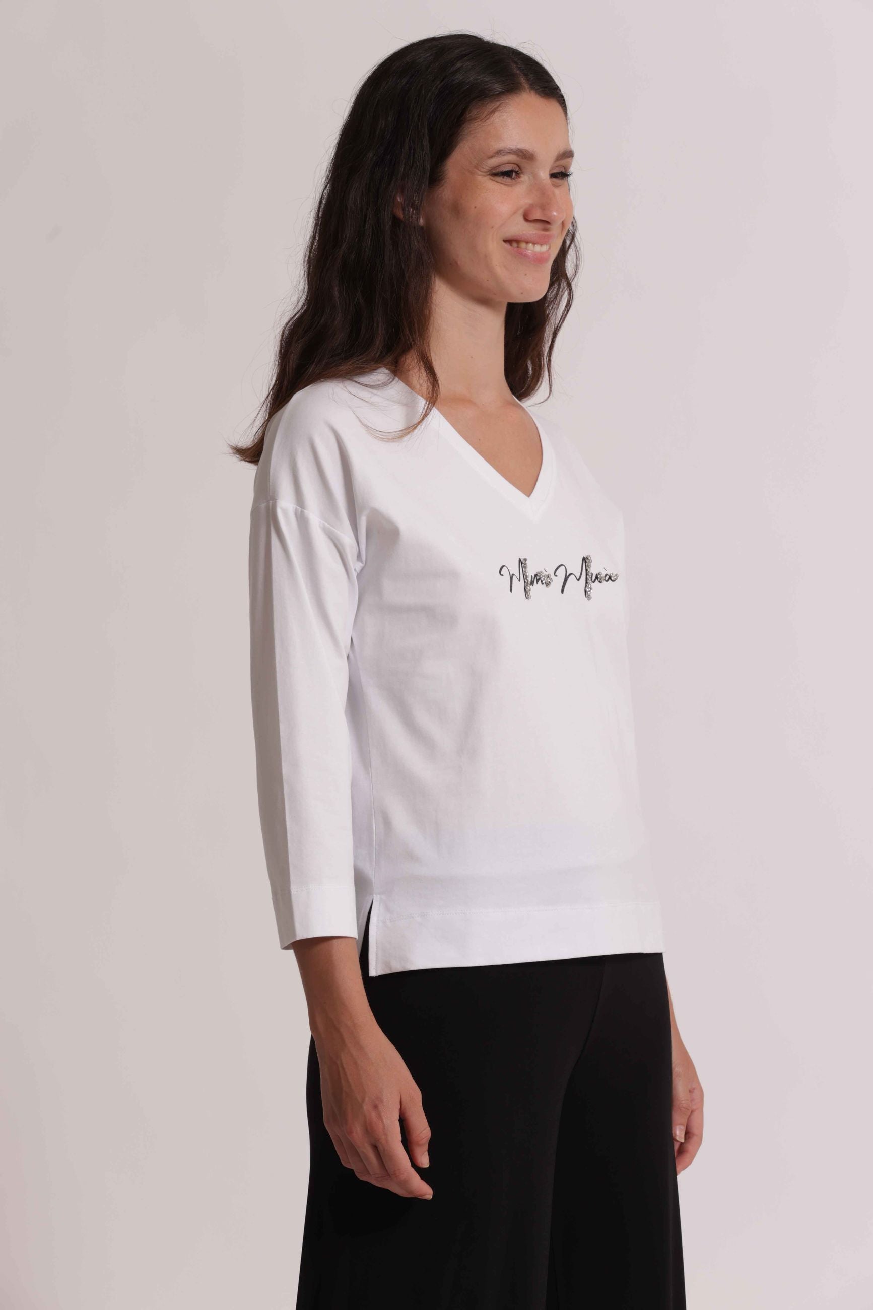 T-shirt donna Mimi Mua manica lunga con scollo a V e logo frontale elegante Bianco M | Giò Fashion