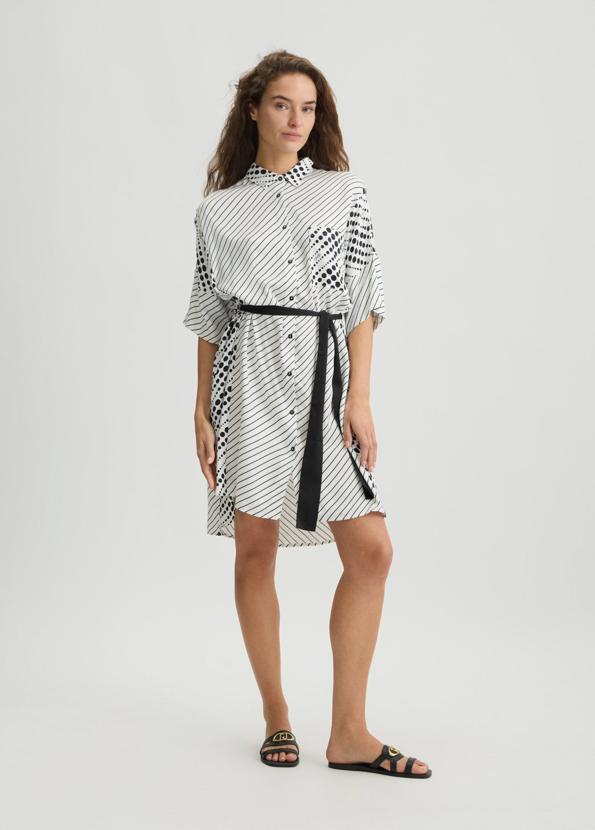Liu Jo Vestito Chemisier Midi con Stampa Geometrica Bianco L/XL | Giò Fashion