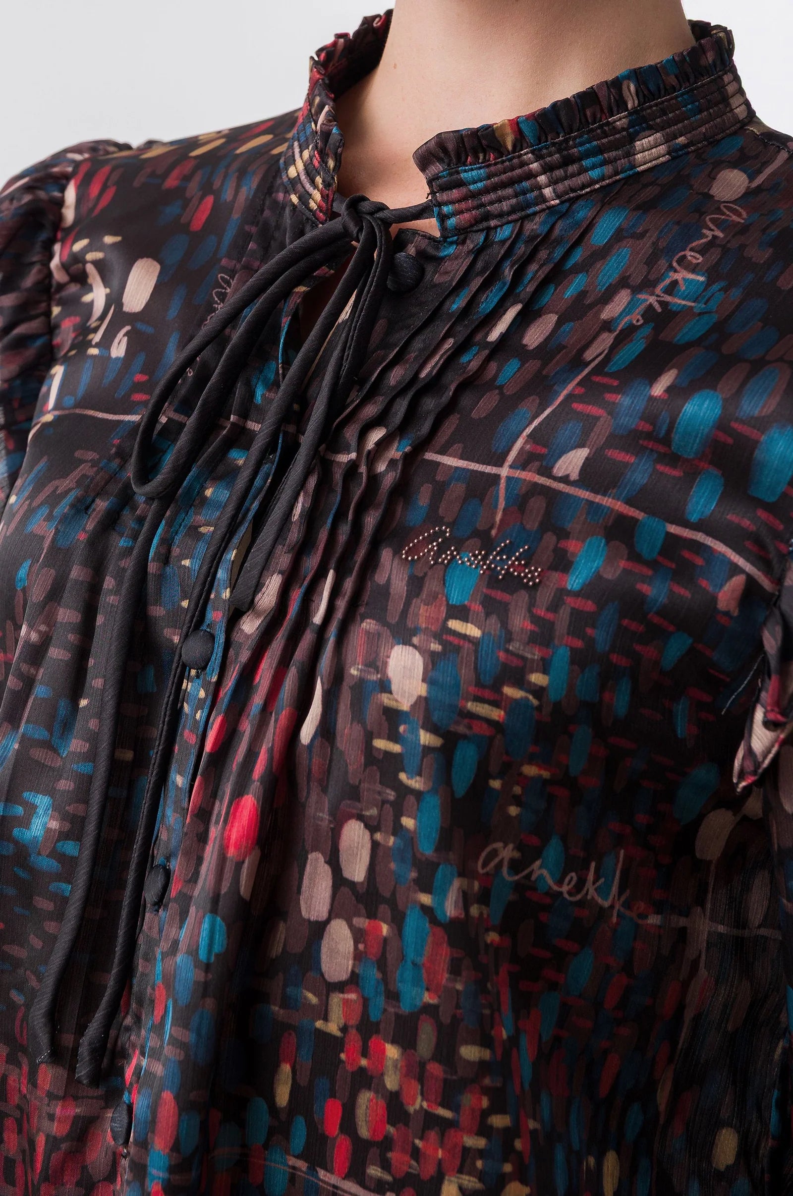 Blusa Donna Anekke Blossom con Stampa Artistica e Volant