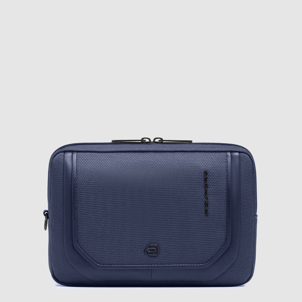 Pochette Piquadro in pelle e tessuto con tracolla sganciabile e tasca power bank BLU TU | Giò Fashion