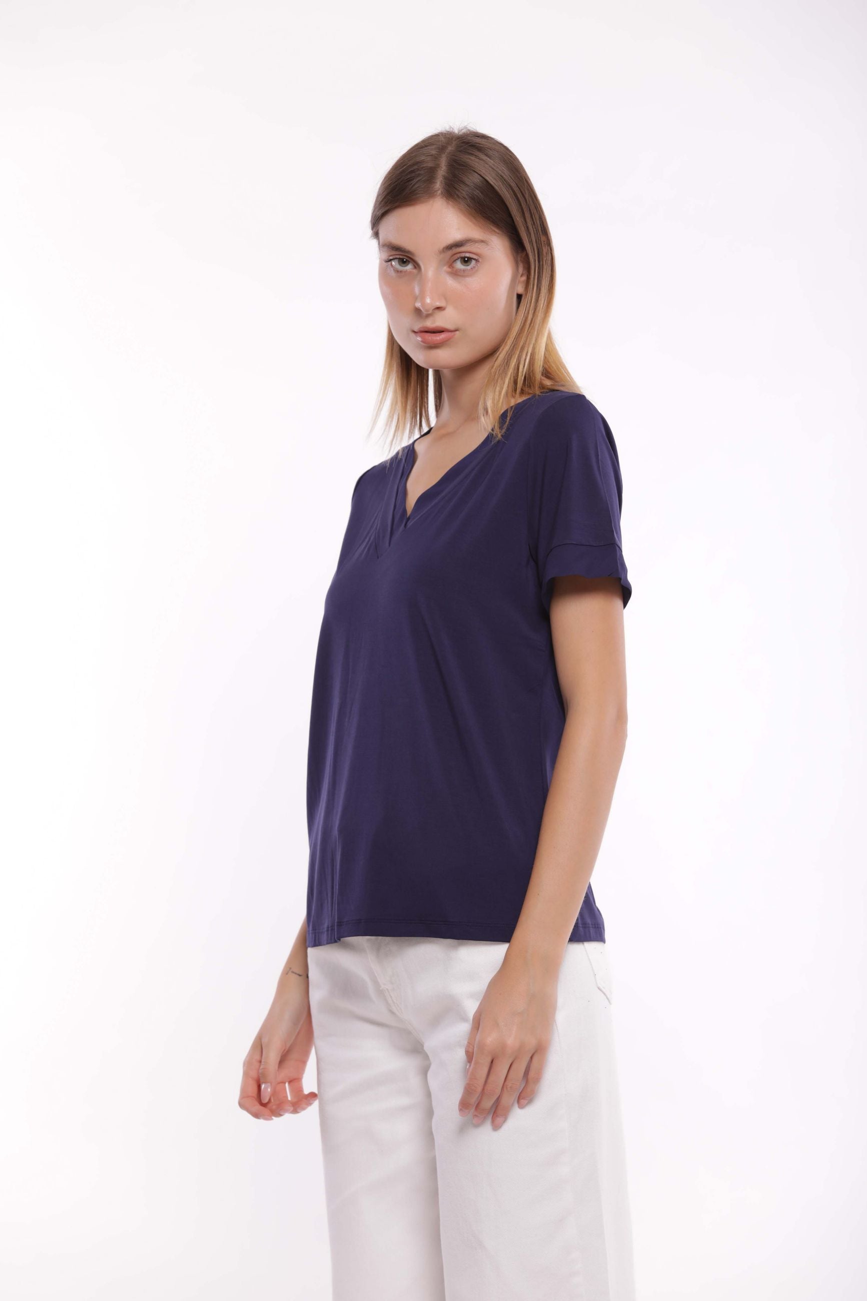 T-shirt Mimi Mua scollo a V con dettagli in georgette